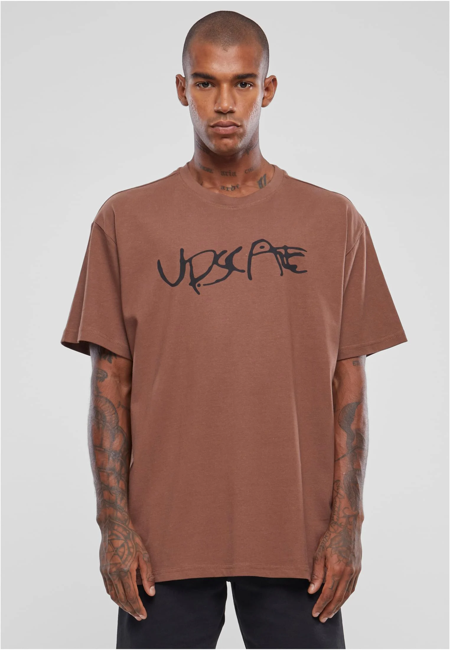 skwm-tb-MT2878_Mw1-03467_97b89205-3304-46a5-bb0a-017aad4d3f2e Giza Oversize Tee