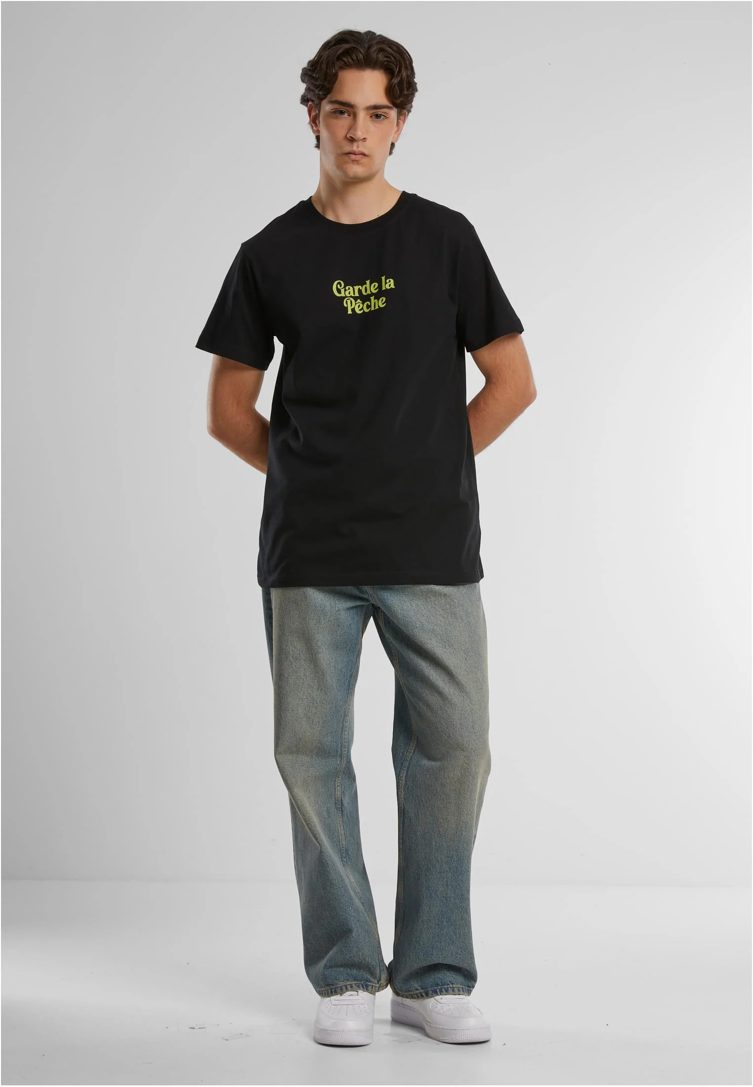 skwm-tb-MT2901_Mw12-00007_f37f9b8e-8118-4030-993b-4a9522346fd1 Garde La Peche Tee