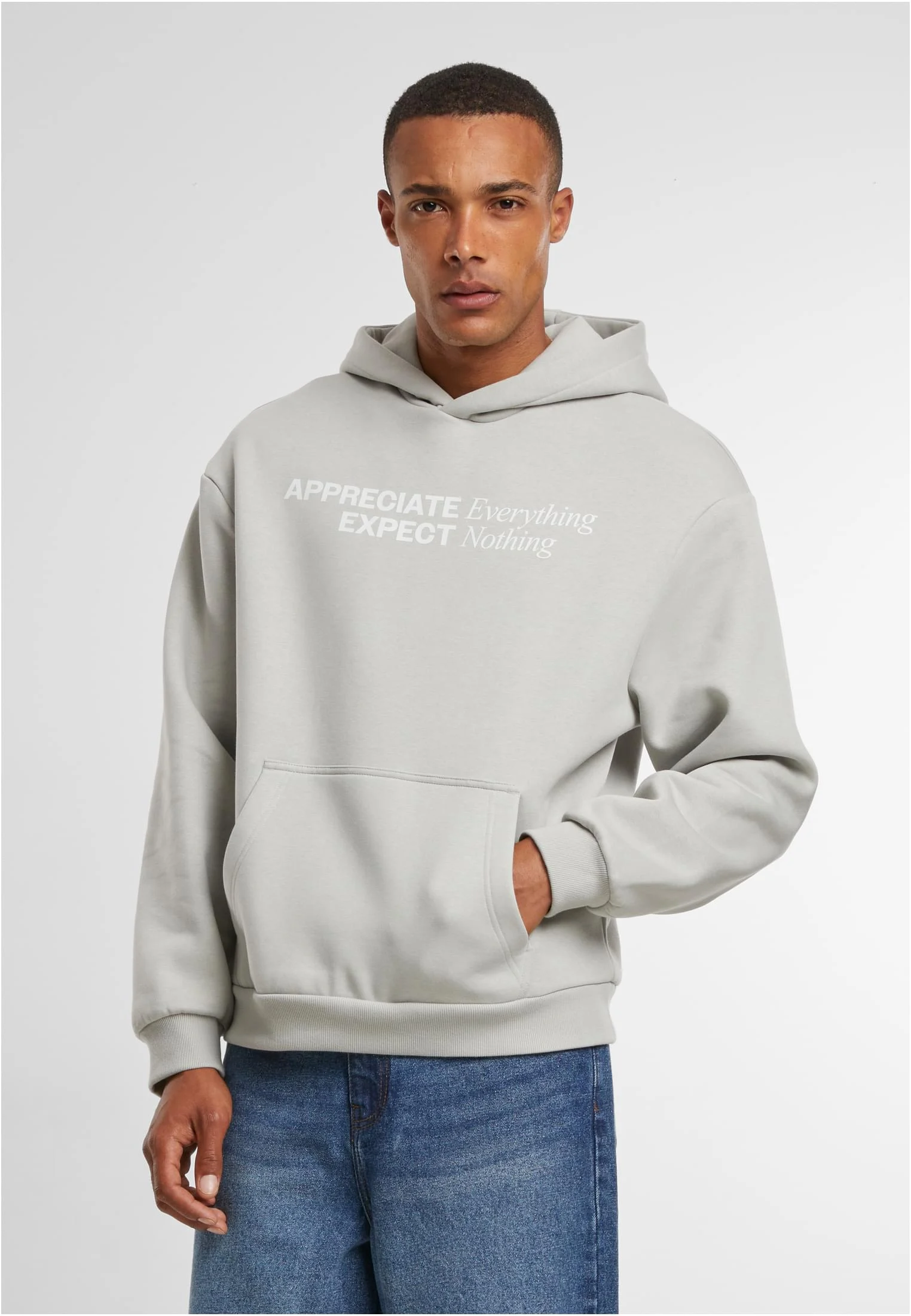 skwm-tb-MT3403_Mw1-02946_baf37ea4-1d94-4a46-a4d0-3123e6446a90 Appreciate & Respect Fluffy Hoody