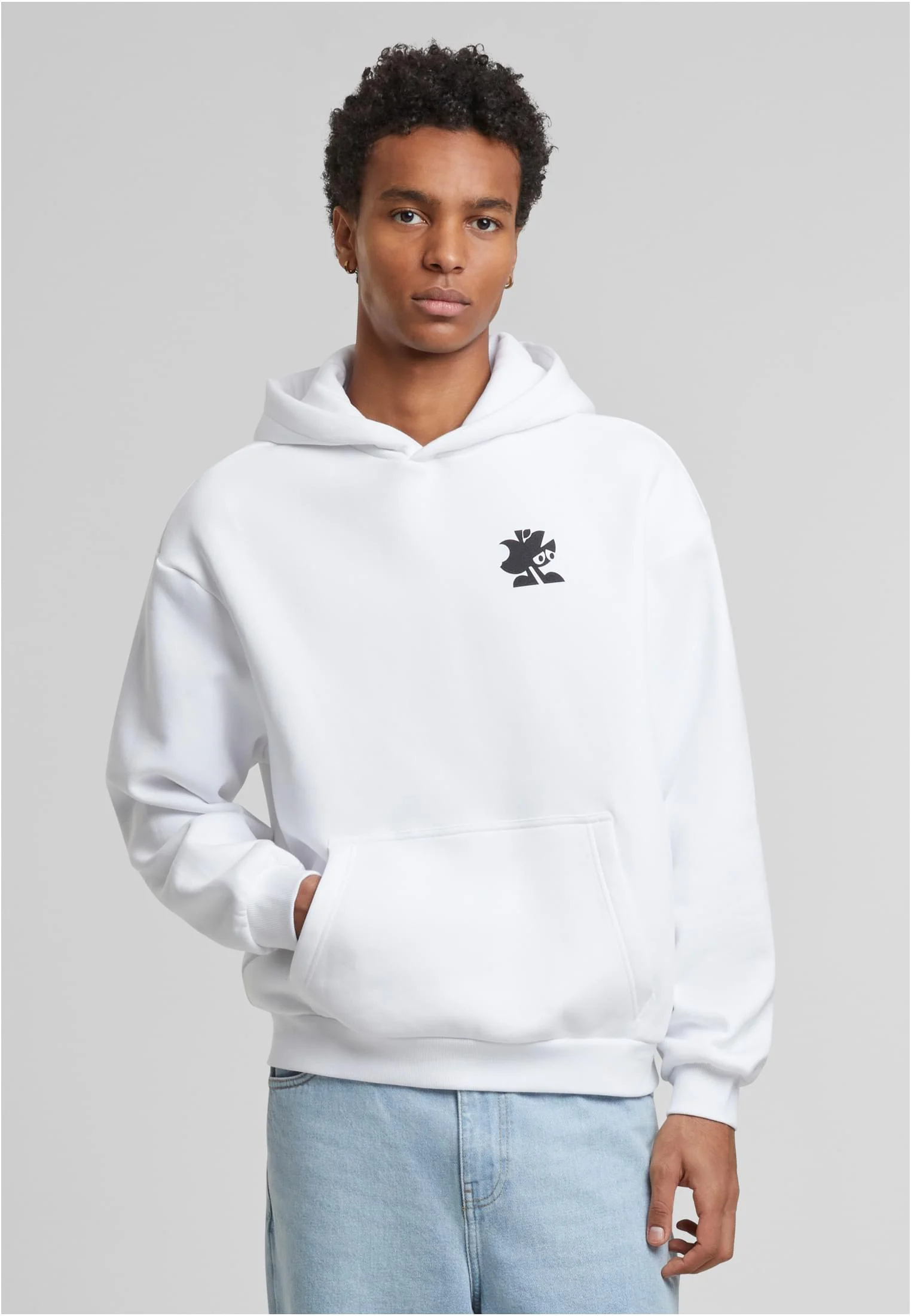 skwm-tb-MT3405_Mw1-00220_61022806-62b1-4a8c-8005-638f09a4082c Artists Gallery Fluffy Hoody