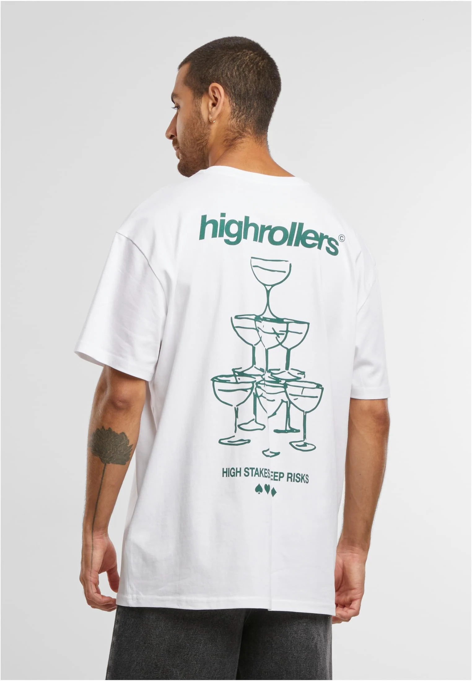 skwm-tb-MT3463_Mw2-00220 Highrollers Oversize Tee