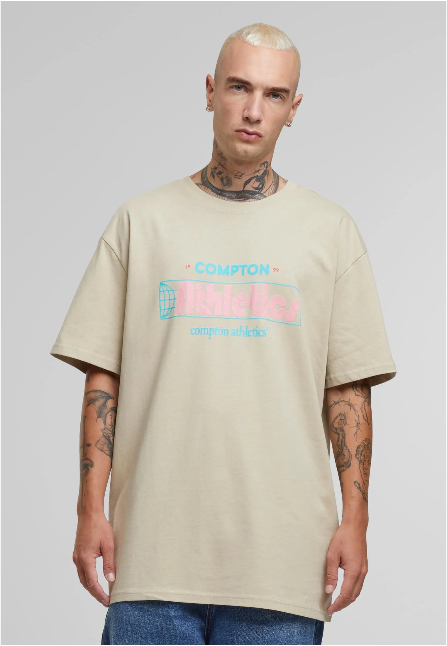 skwm-tb-MT3526_Mw1-00208_c9ee92aa-e0eb-422a-aafa-7d72baec17b8 Compton Athletic Club Oversize Tee
