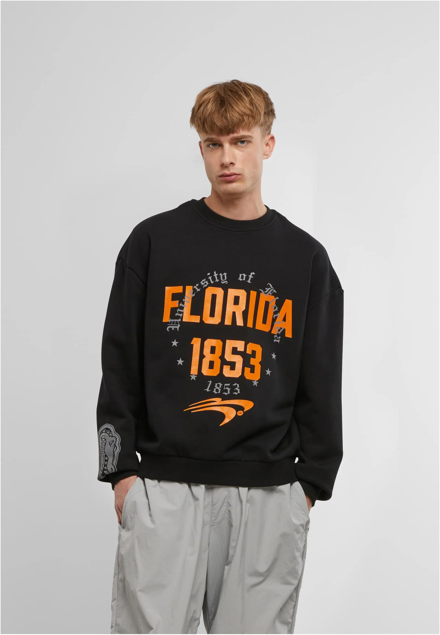 skwm-tb-MT3740_Mw1-00007_51287fbb-2950-4861-b18a-d41361d29f8a Florida Gators 1853 Oversize Crewneck