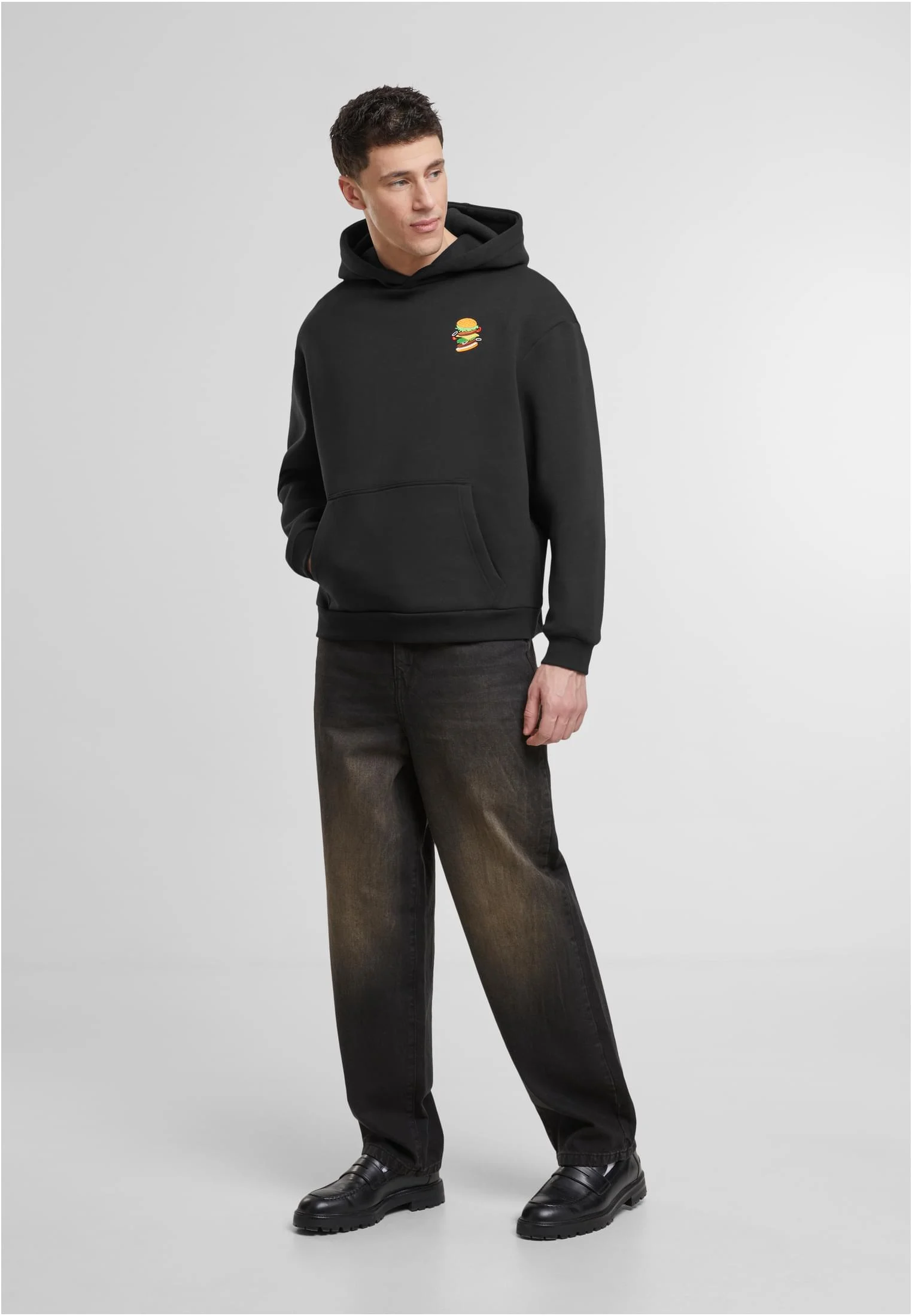 skwm-tb-MT3827_Mw12-00007 Burger EMB Fluffy Hoody