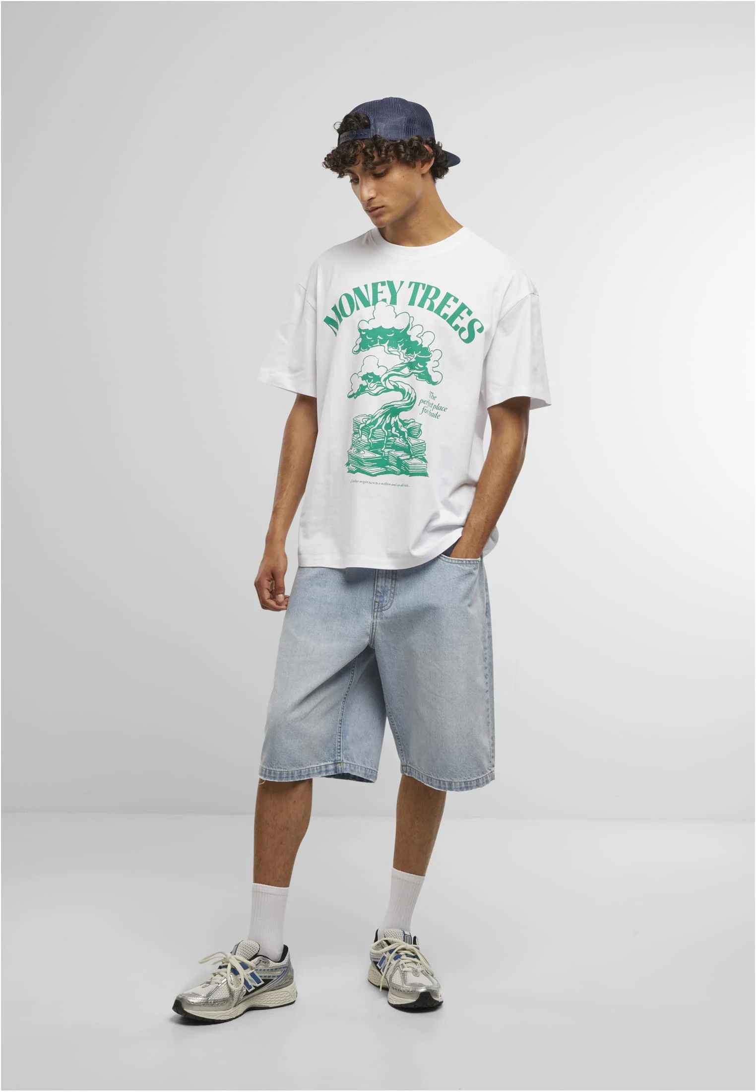 skwm-tb-MT3878_Mw12-00220 Green Money Trees Oversize Tee