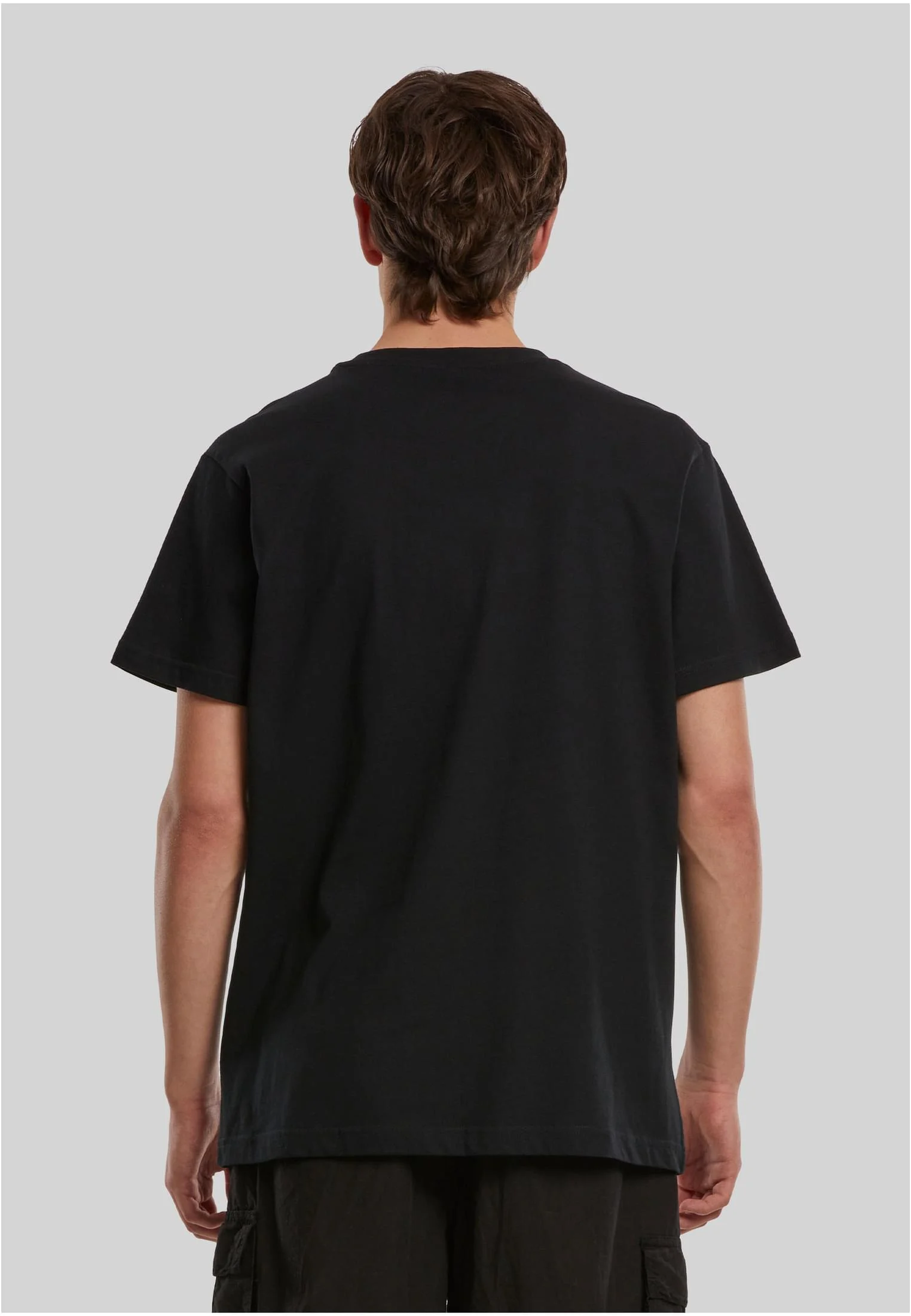skwm-tb-MT4077_Mw2-00007 Christmas Tree Pickup Tee