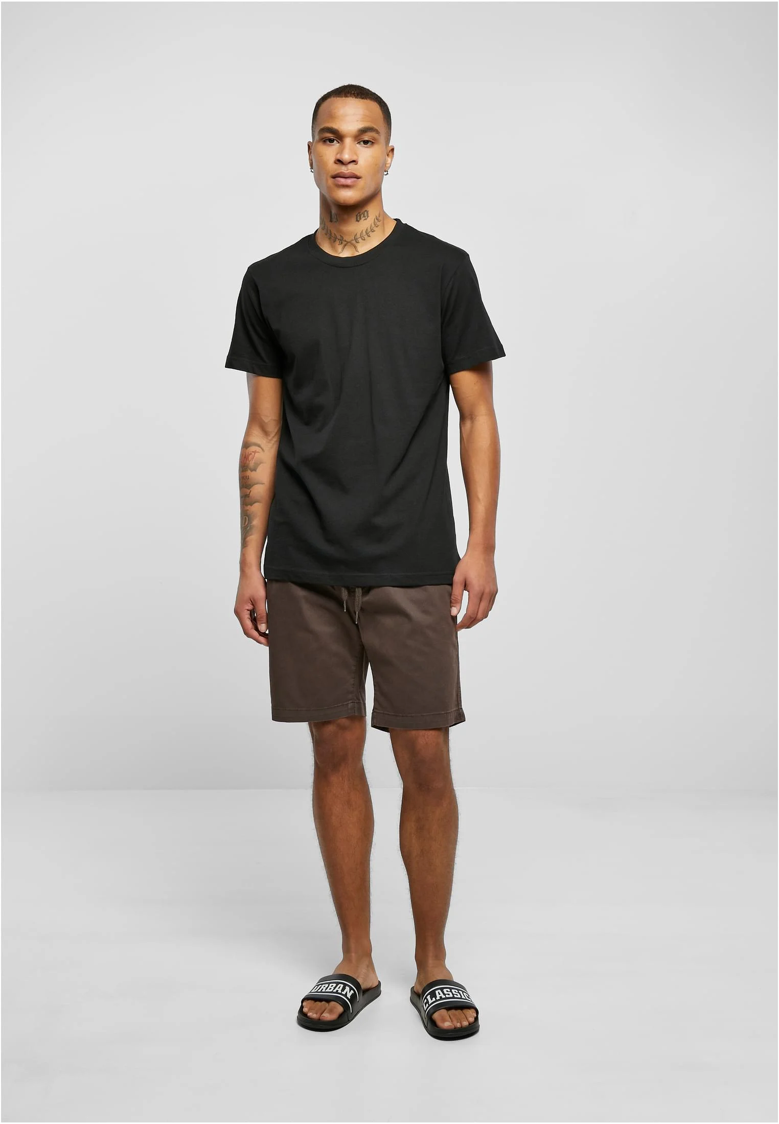 skwm-tb-TB168_Mw12-00007_b73e70b9-2d12-4231-b500-6b1cfabe3eaf Basic Tee