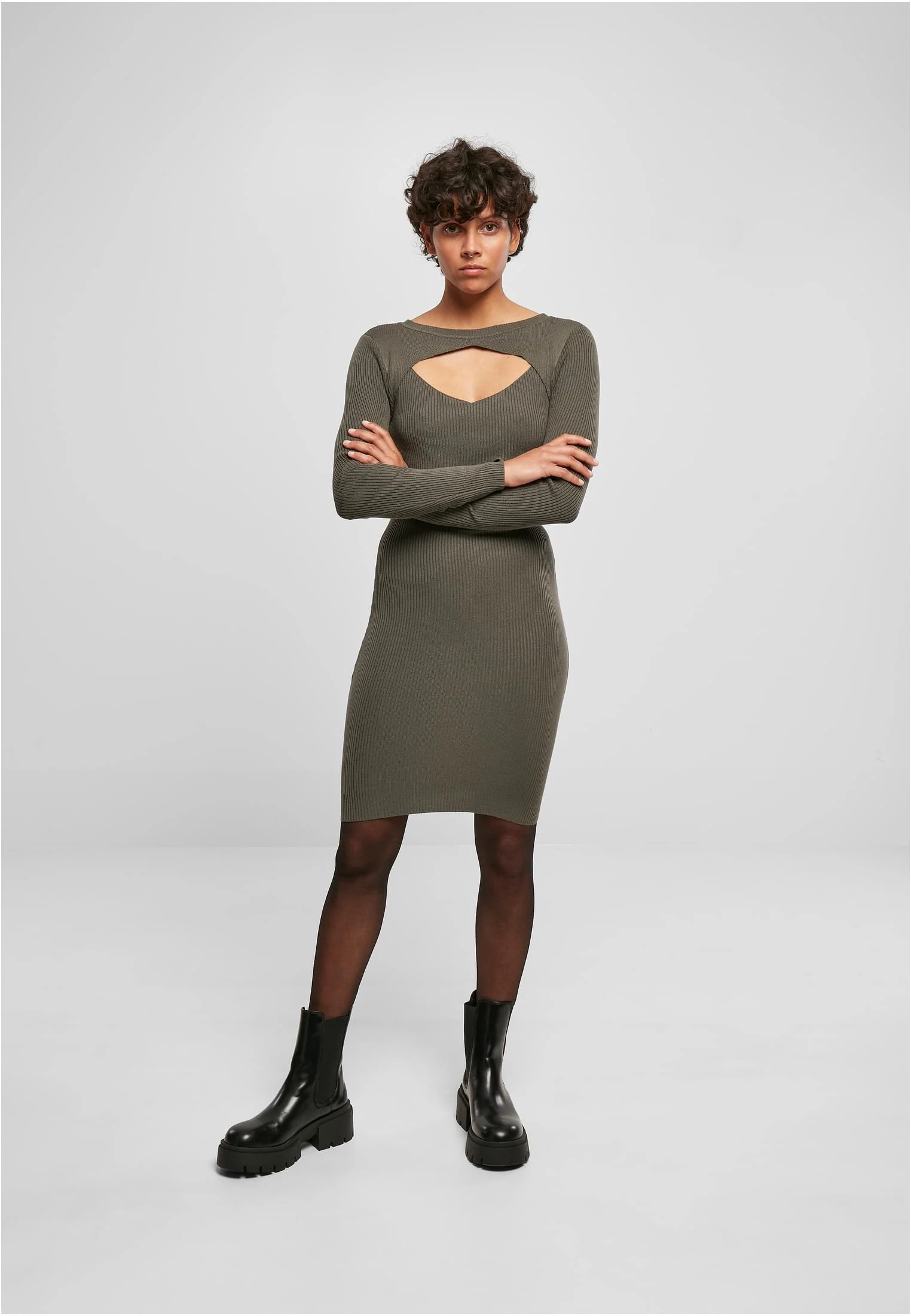 skwm-tb-TB1742_Mw12-00176_e39ce92e-6900-42d1-aeb4-59019d0c19b7 Ladies Cut Out Dress