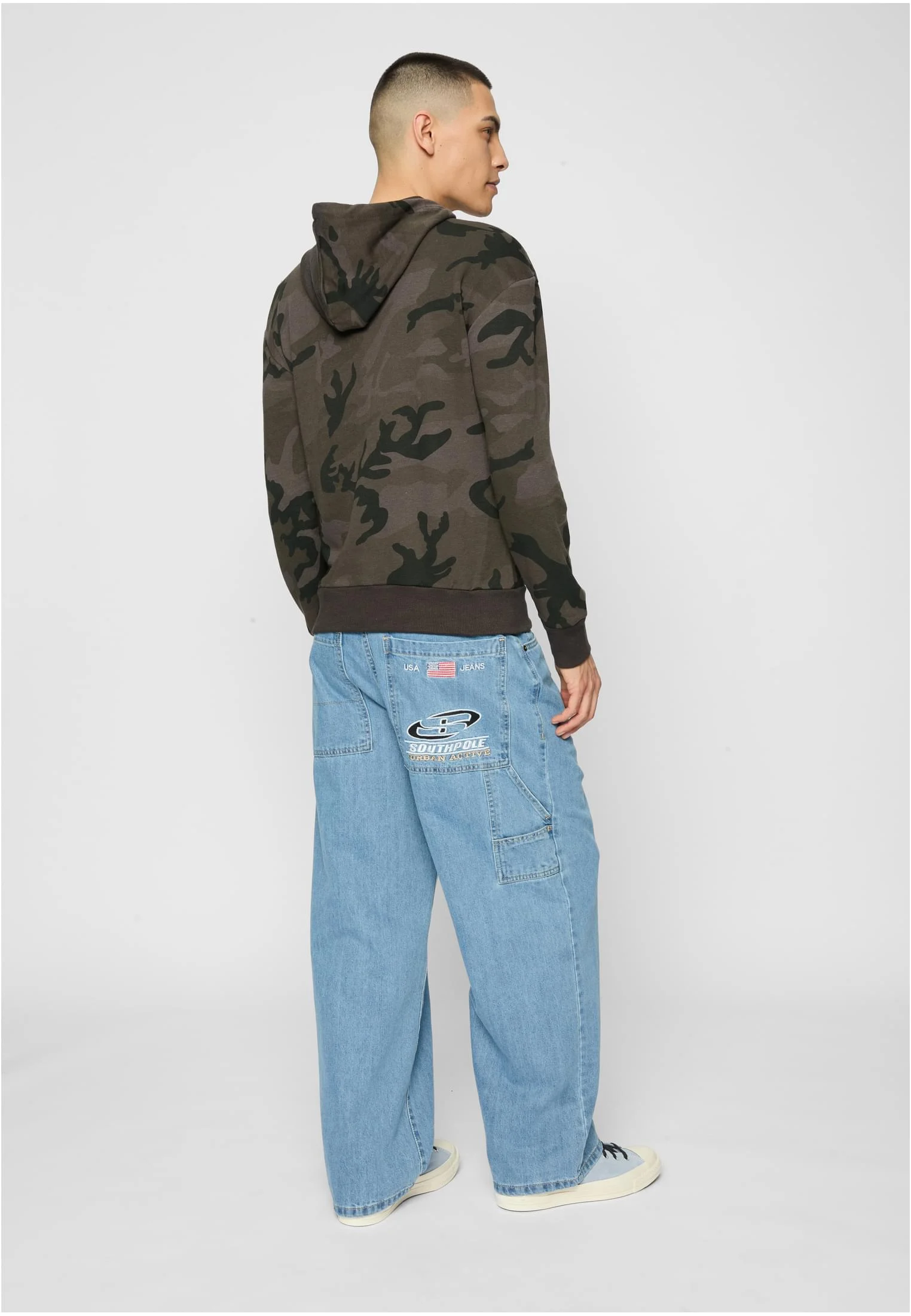 skwm-tb-TB1781_Mw16-00784 High Neck Camo Hoody