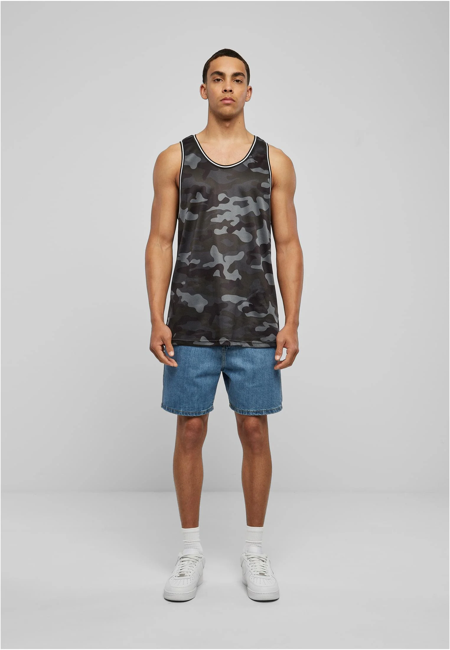 skwm-tb-TB2065_Mw12-00707_712490f5-4dcd-4c55-87e1-2eb007169bbd Camo Mesh Tanktop