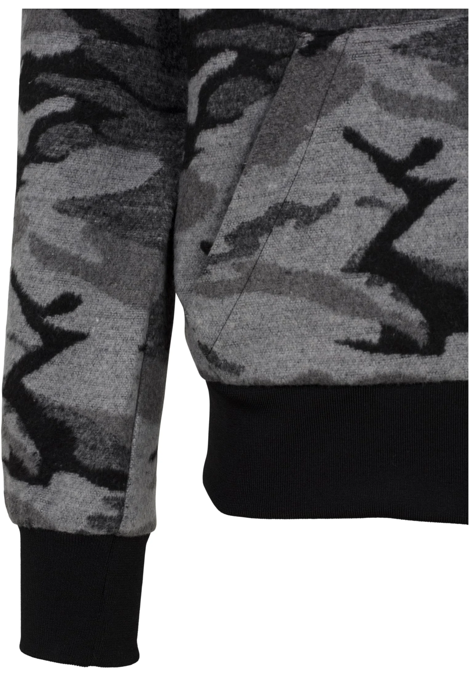 skwm-tb-TB2409_P14-00707_51c300bb-0ef0-4ddc-9cb8-cca9d4a8f7f3 Camo Zip Jacket
