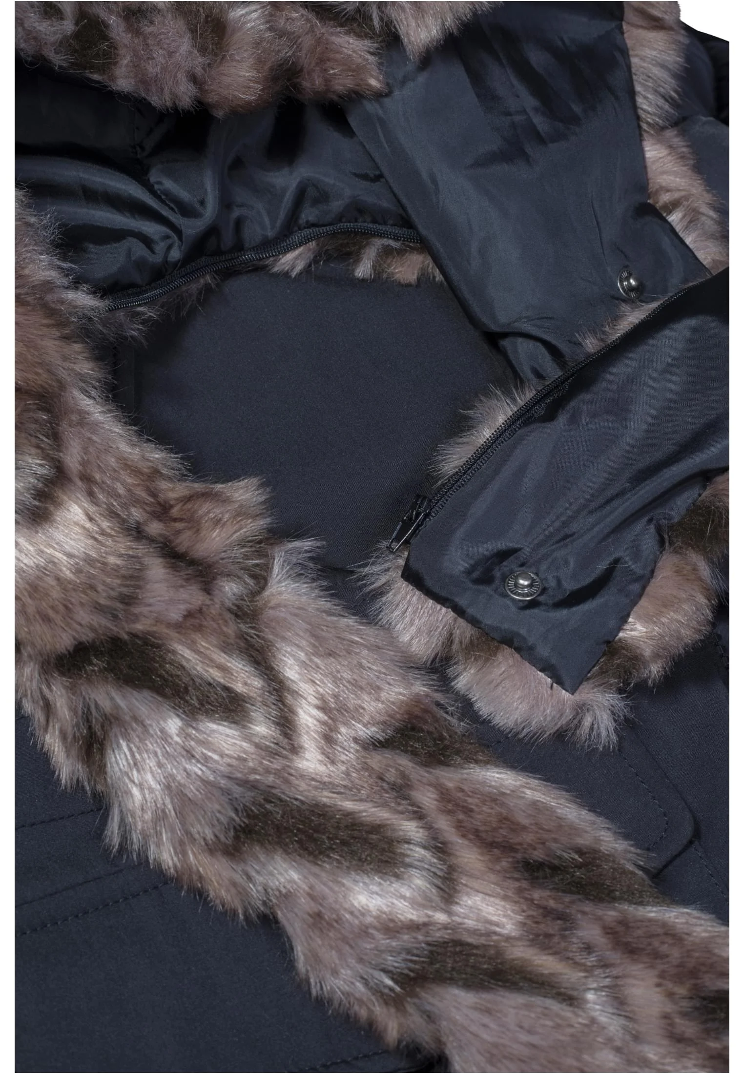 skwm-tb-TB2431_P19-00007_7d683139-8e84-4b42-9441-d501c08ee9f6 Hooded Faux Fur Parka