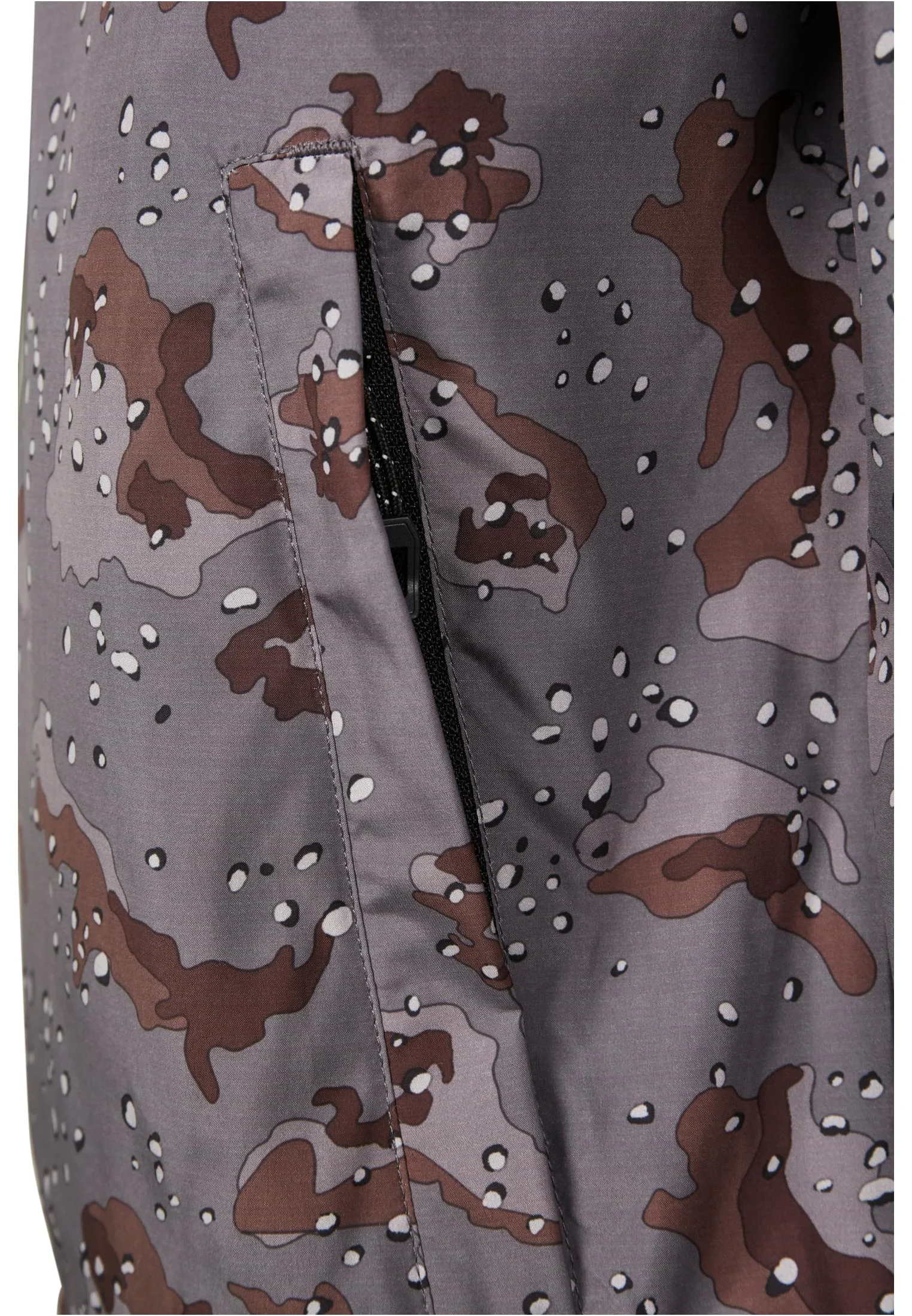 skwm-tb-TB3127_P10-00707_cc959134-0e71-4ffd-8870-62e7bed74a1b Camo Track Jacket