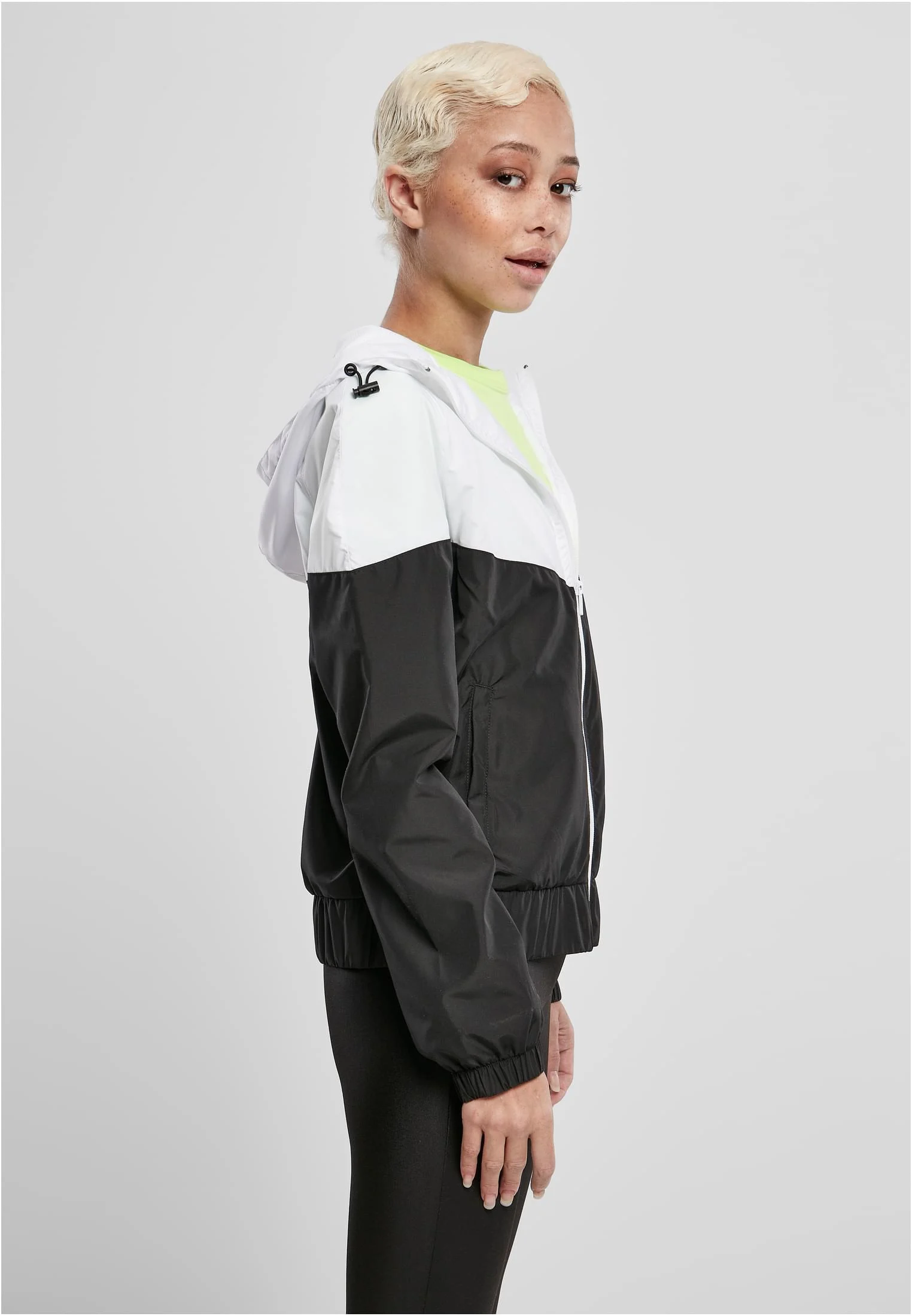 skwm-tb-TB3638_Mw5-01248_9e5f69fa-516b-4136-b1b5-adec1c50c772 Ladies Arrow Windbreaker