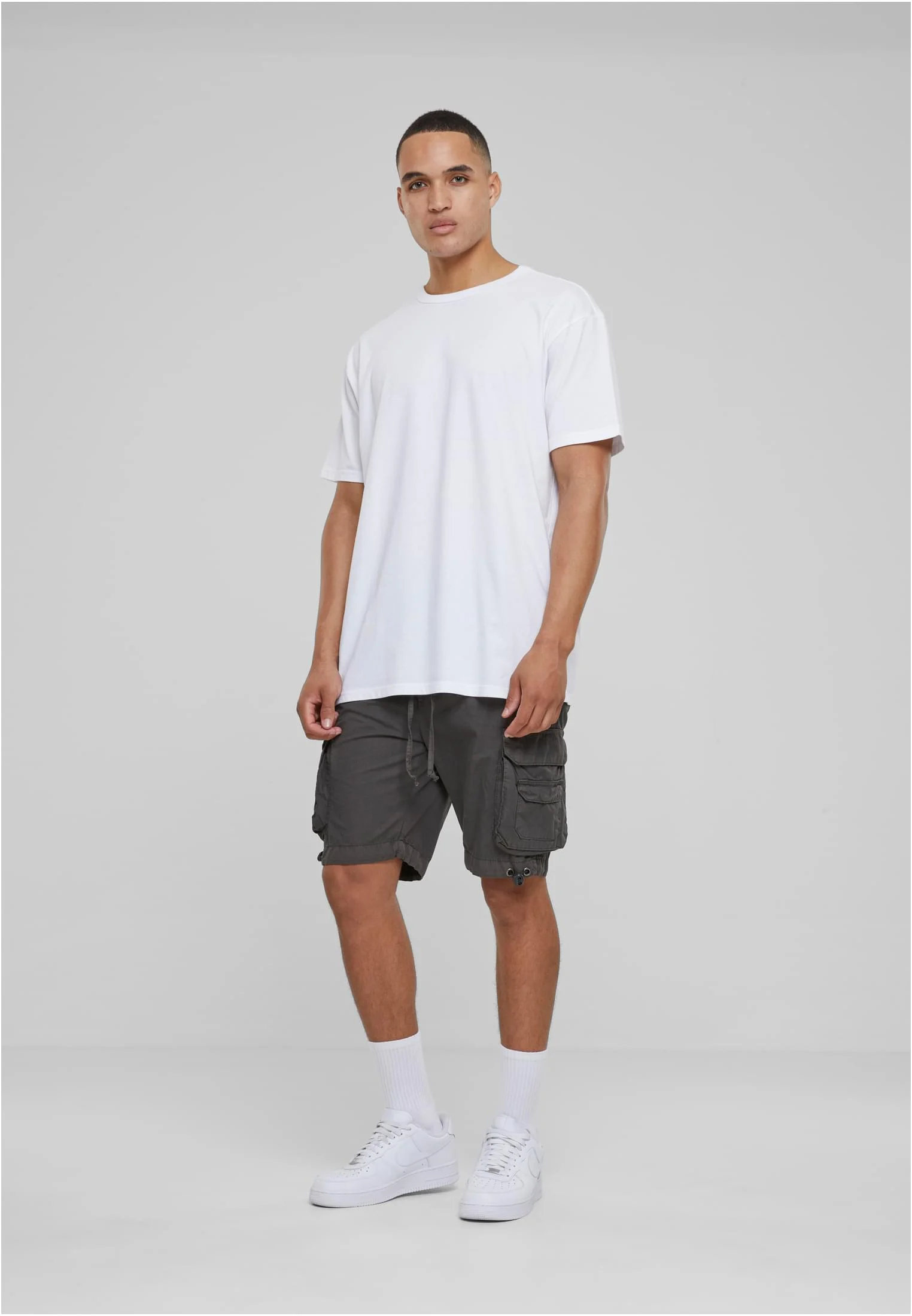 skwm-tb-TB3699_Mw12-03516_cdd9658a-ba3a-4e79-95c9-36f772942440 Double Pocket Cargo Shorts