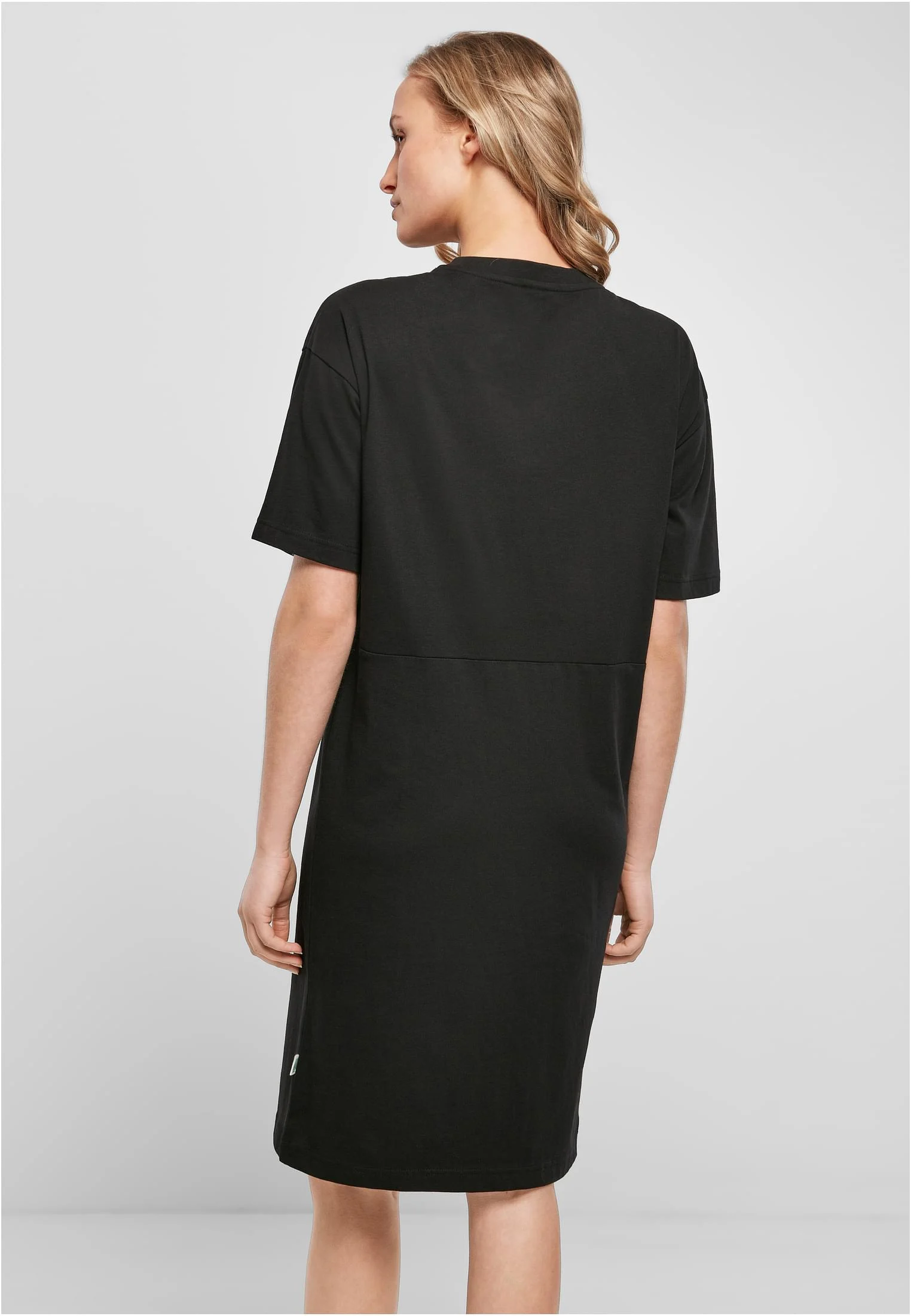 skwm-tb-TB4091_Mw2-00007_479462d0-3b02-4d95-926f-c98db2b03a20 Ladies Essentials Oversized Slit Tee Dress