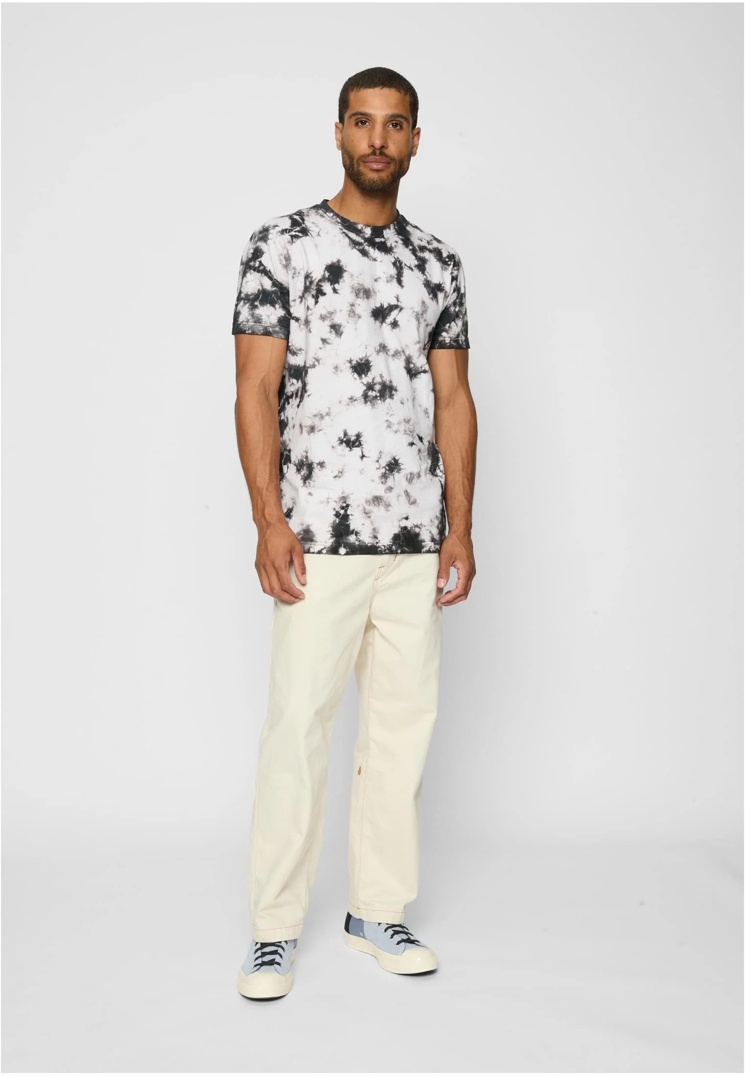 skwm-tb-TB4157_Mw12-01248_c714f272-55b4-464d-8d18-b8cba356b7cf Black Tie Dye Tee