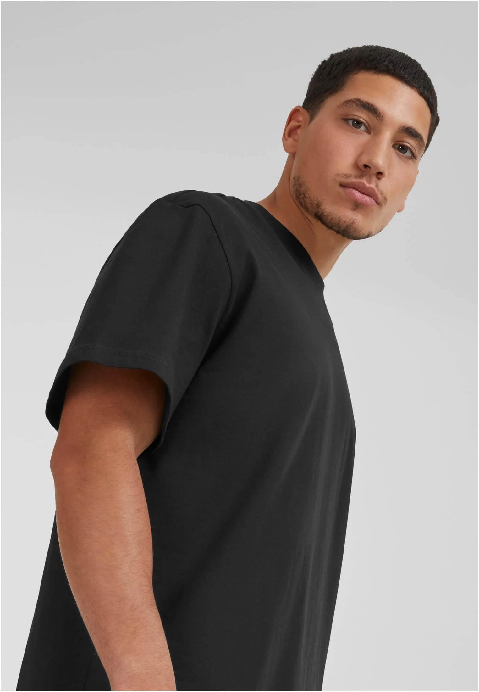 skwm-tb-TB4451_Mw18-00007 Essentials Tall Tee