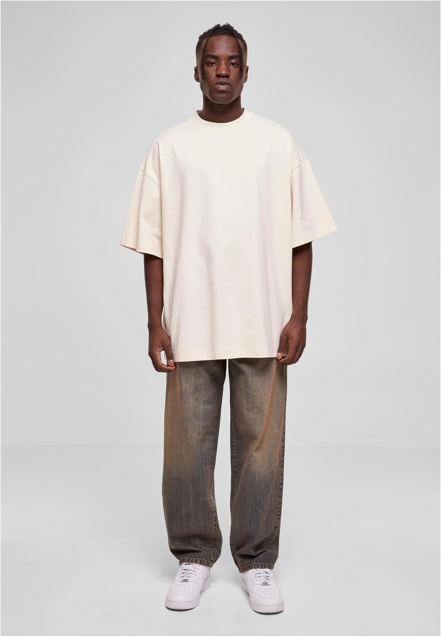 skwm-tb-TB4728_Mw12-02903_2067266f-8792-4a28-bd49-e414857be062 Huge Tee