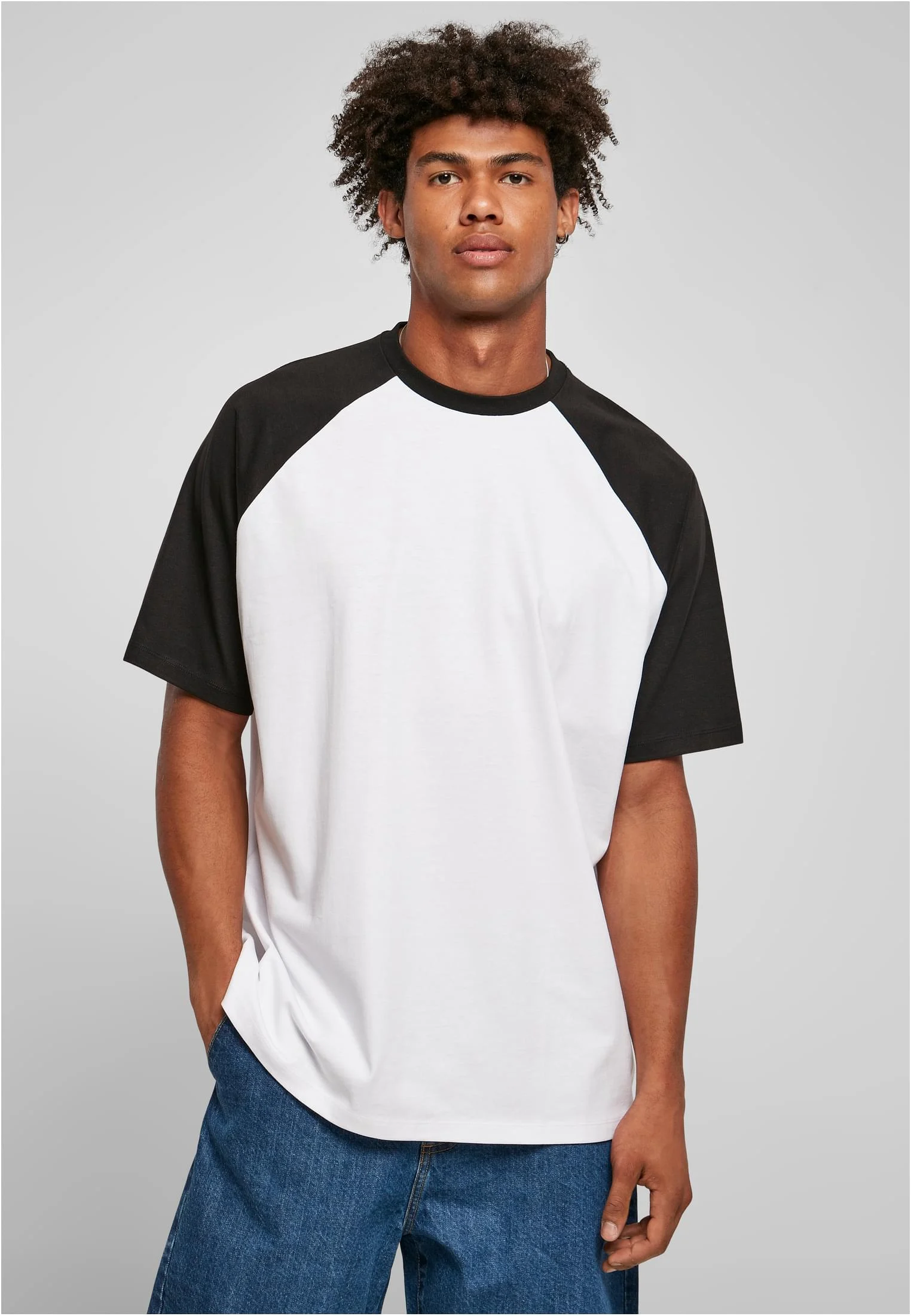 skwm-tb-TB4908_Mw1-01248_694a3232-4678-4638-8868-302864537e5b Essentials Oversized Raglan Tee