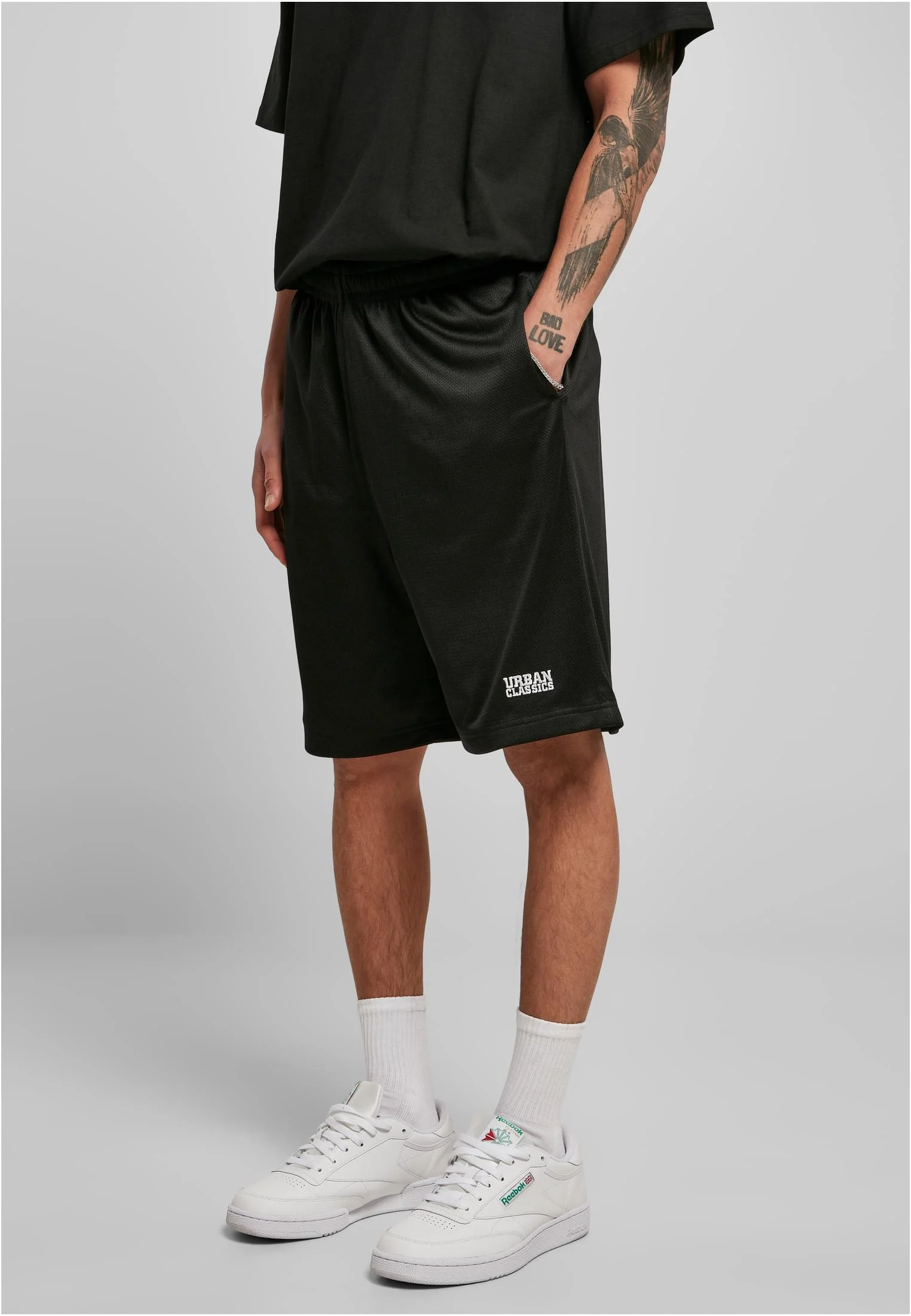 skwm-tb-TB4936_Mw1-00007_816e534b-fdc5-4e03-85e6-c44993116eee Basic Mesh Shorts