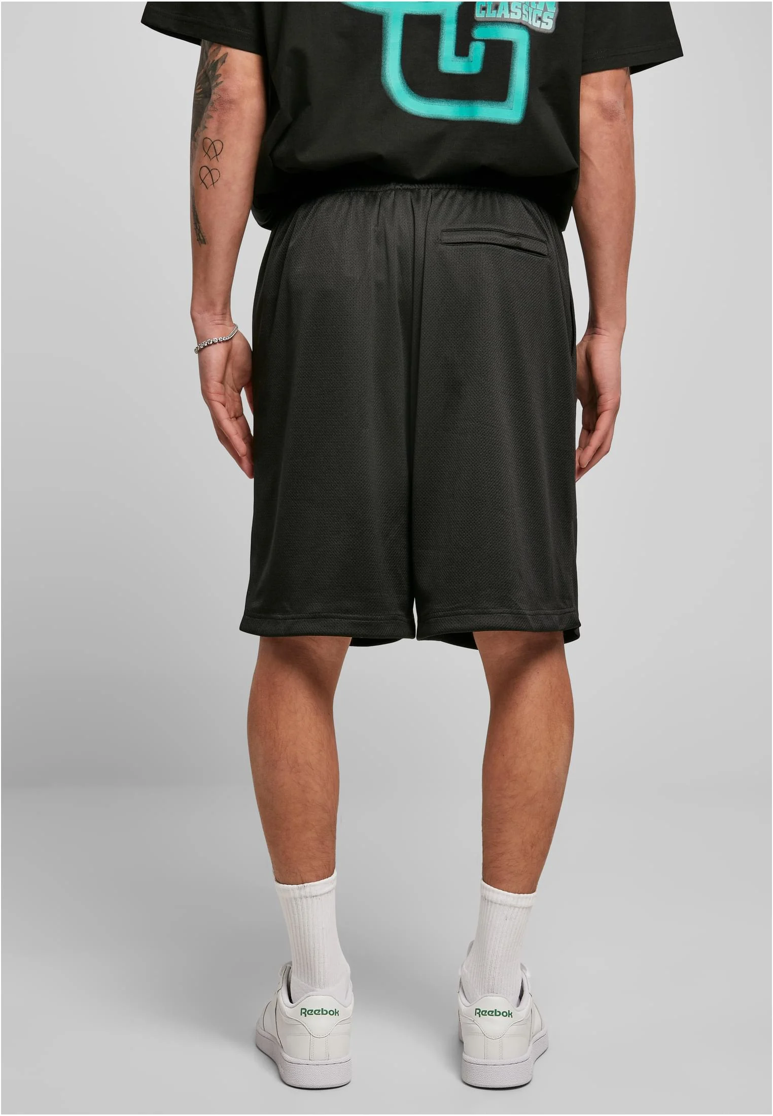 skwm-tb-TB4936_Mw2-00007_2b342088-2959-453b-ac1a-1b2da707a0dd Basic Mesh Shorts