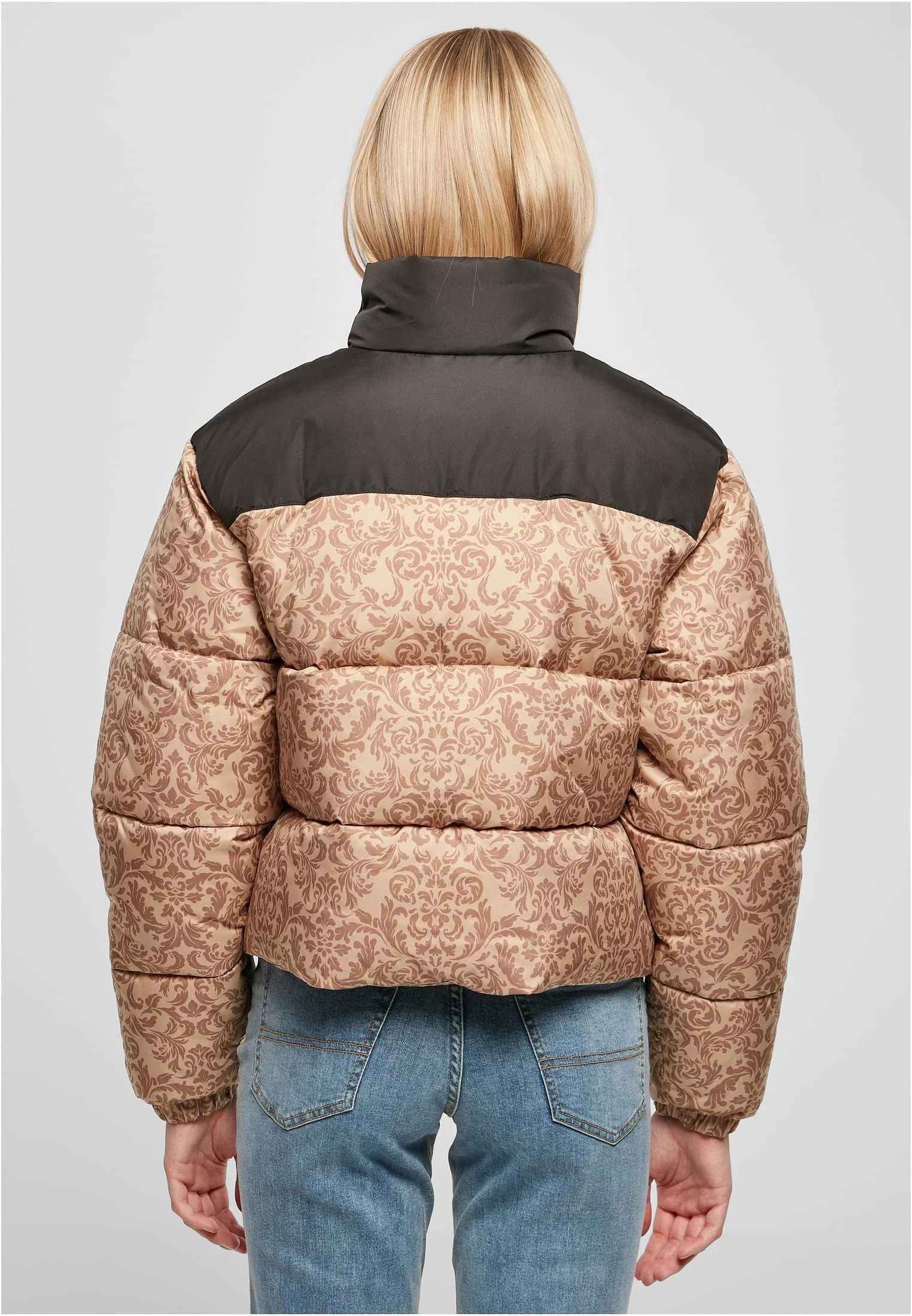skwm-tb-TB5438_Mw2-04258_ca484f68-9cfc-47fc-b37e-451e17277f60 Ladies AOP Retro Puffer Jacket