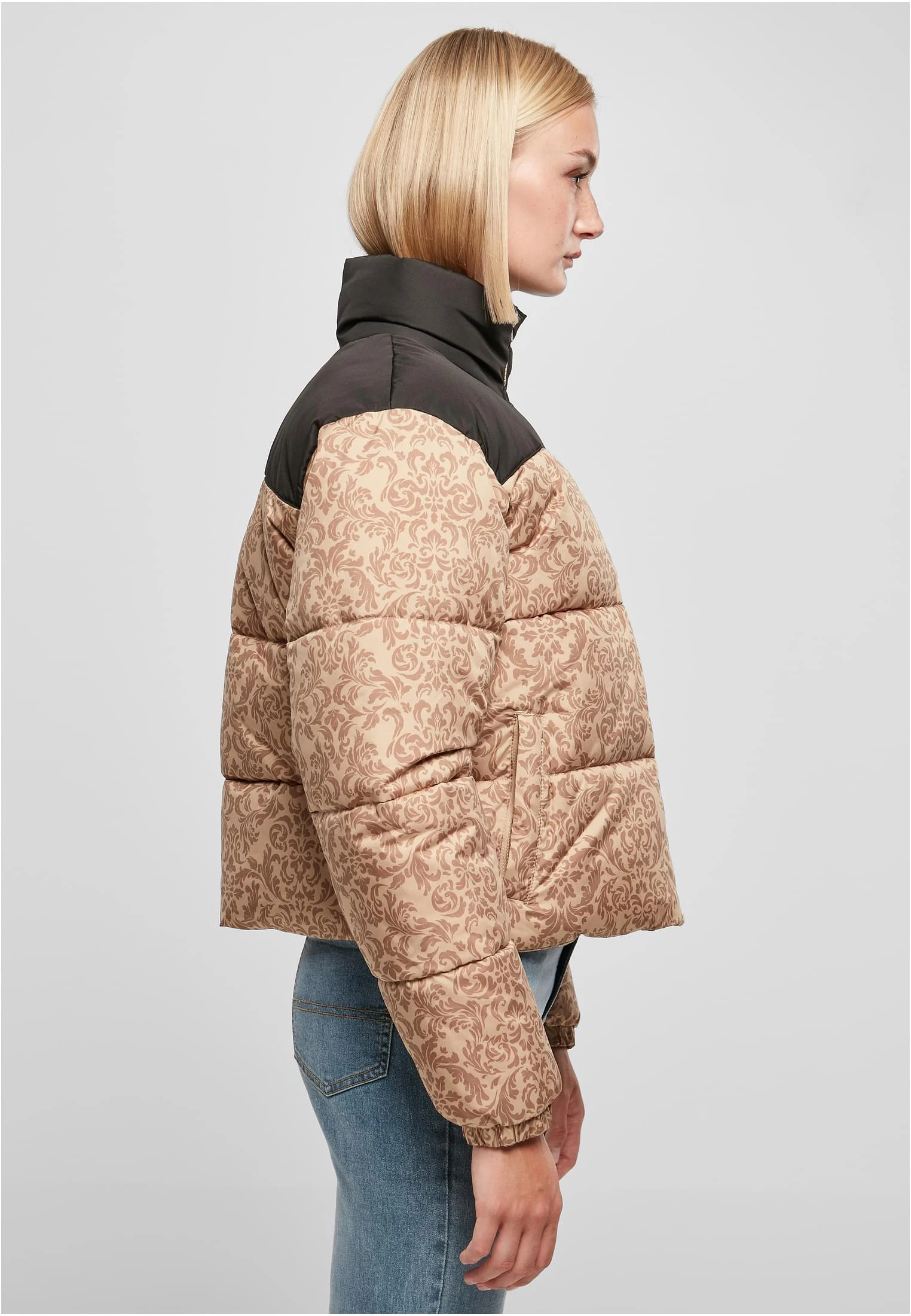 skwm-tb-TB5438_Mw5-04258_4956ca63-9ae1-4dae-adf4-49be72a353df Ladies AOP Retro Puffer Jacket