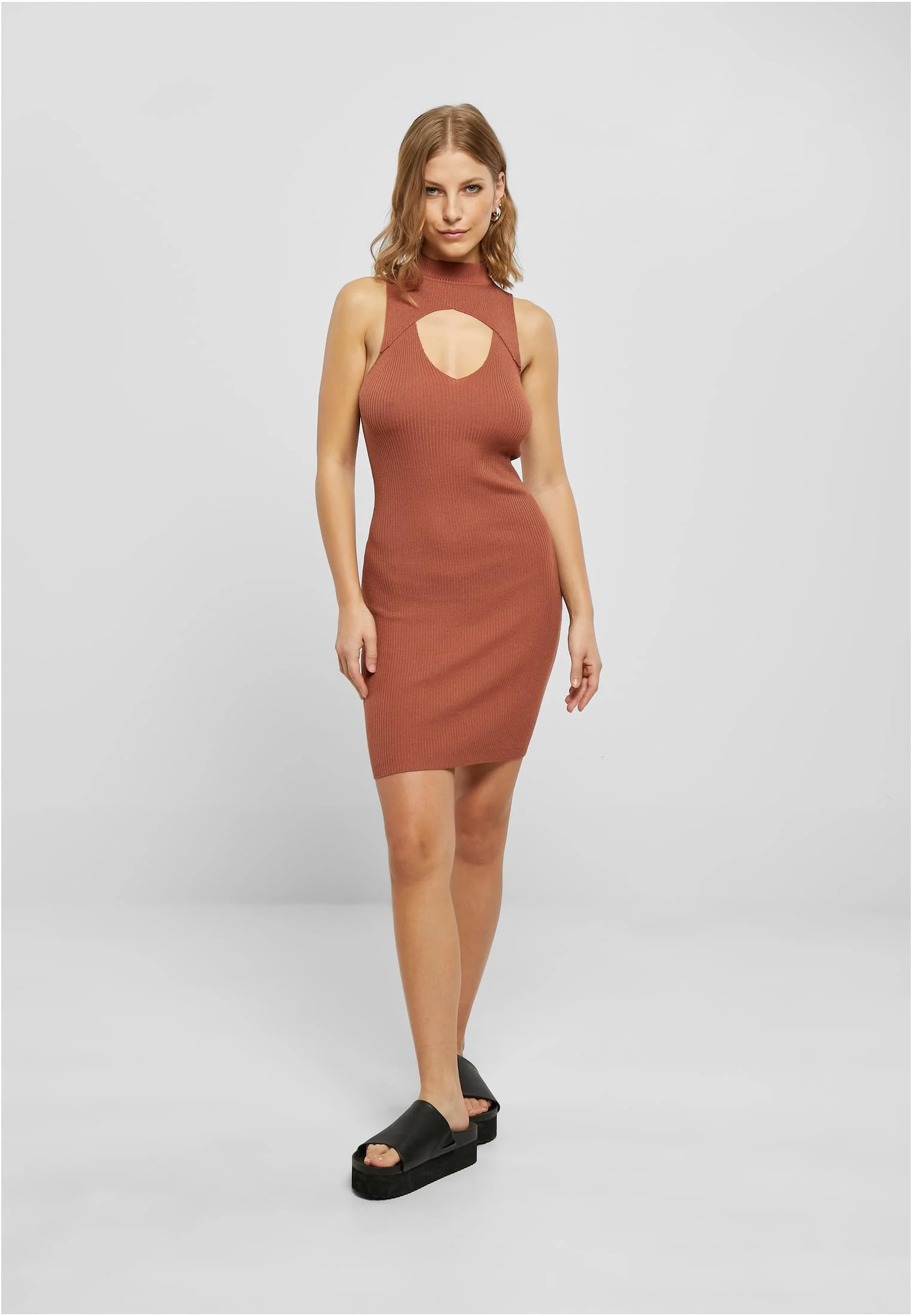 skwm-tb-TB5493_Mw12-04420_a093abc8-25dc-4192-b4bb-2e972e3936b9 Ladies Cut Out Sleevless Dress
