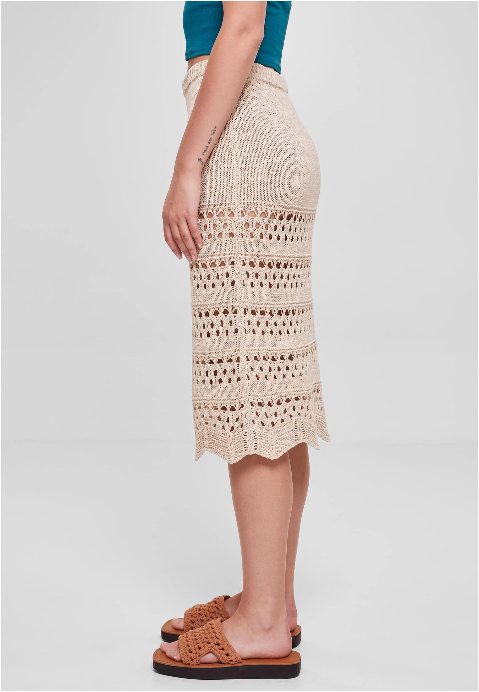 Ladies 3/4 Crochet Knit Skirt