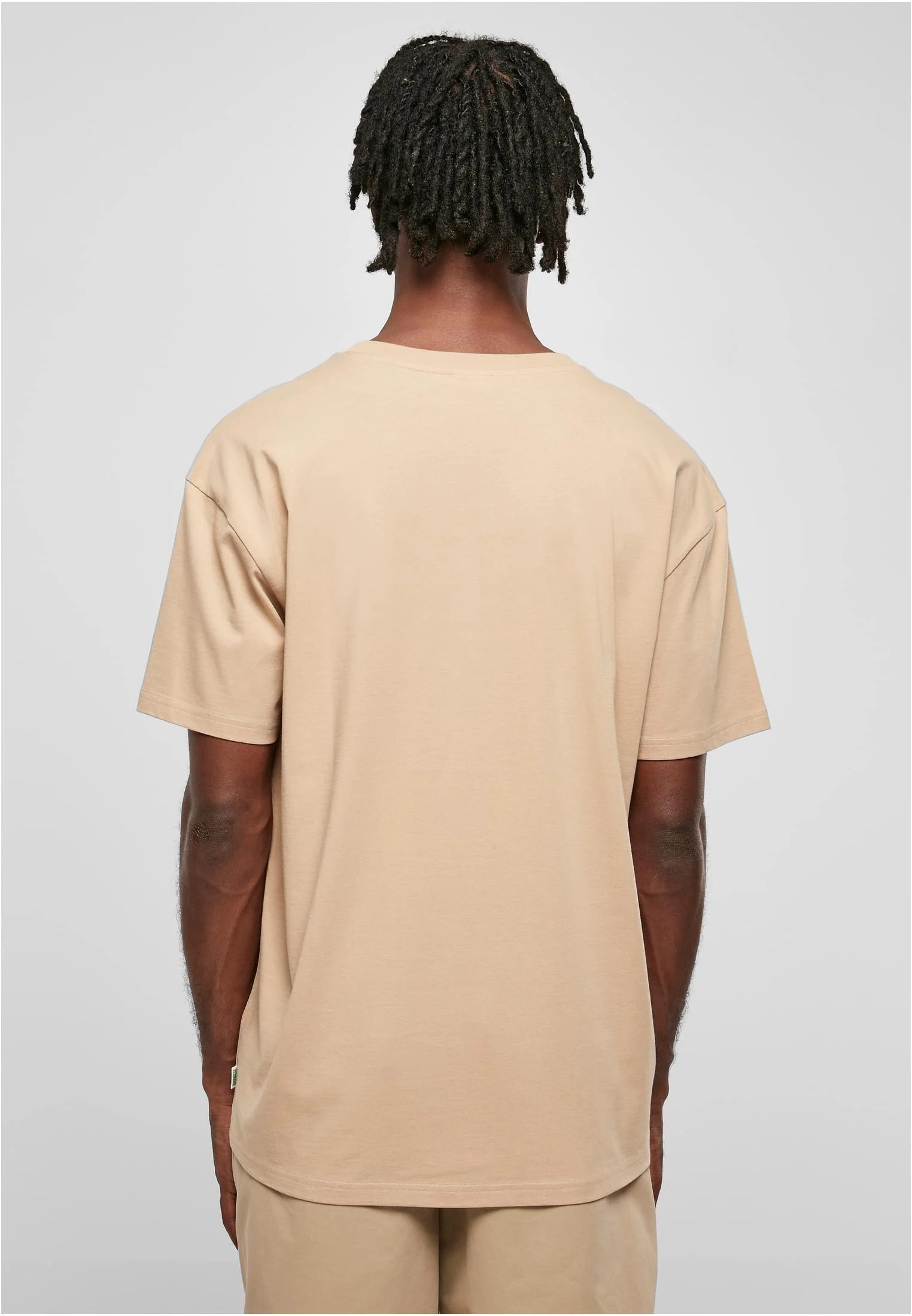 skwm-tb-TB5936_Mw2-03738_74696f5d-a95d-4f39-89bc-8ec5c8ad5d30 Essentials Oversized V-Neck Tee