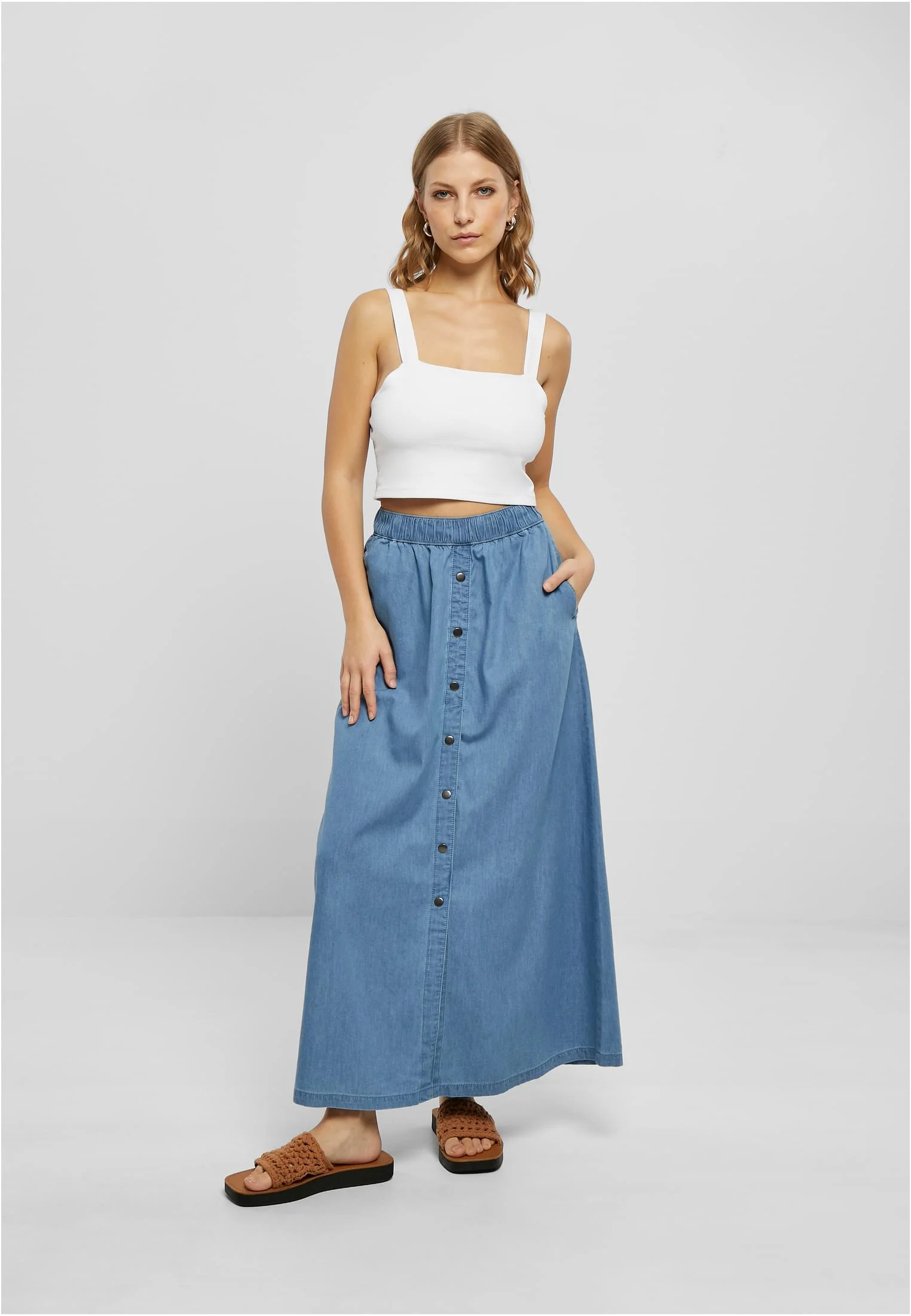 skwm-tb-TB5987_Mw12-04459_7c510f17-21a9-4579-9a3d-334d82d4b369 Ladies Long Wide Light Denim Skirt