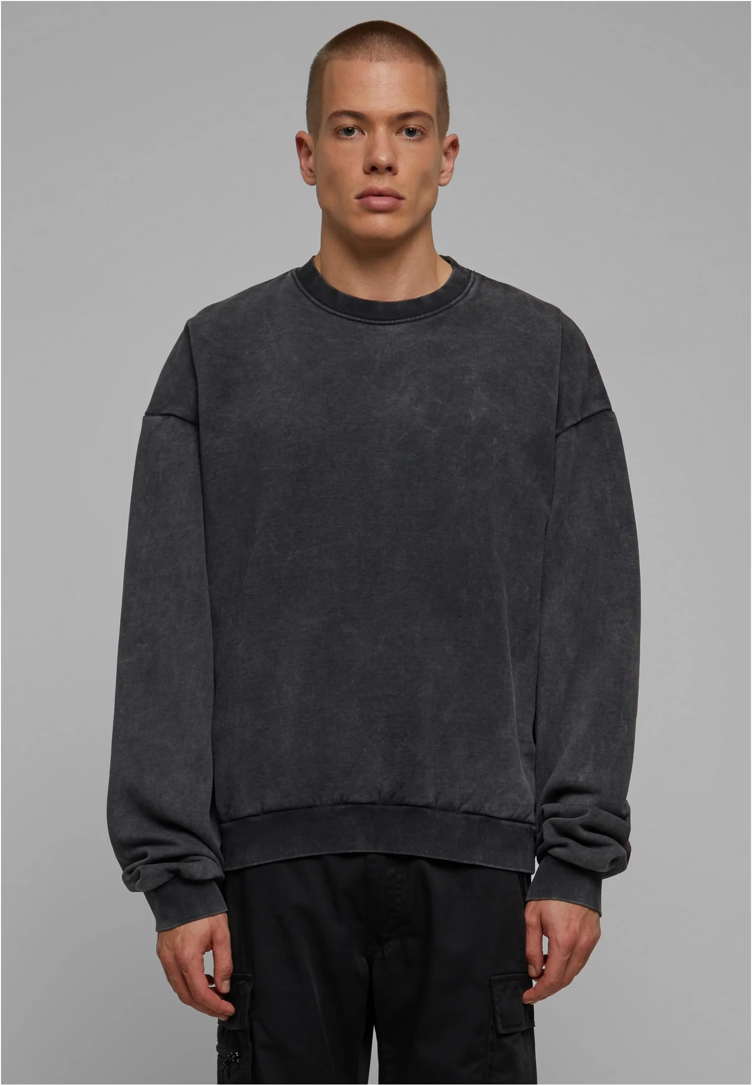 skwm-tb-TB6321_Mw1-00007_20caa7f6-1204-46b3-94e2-75d5712d8e34 Acid Washed Crew