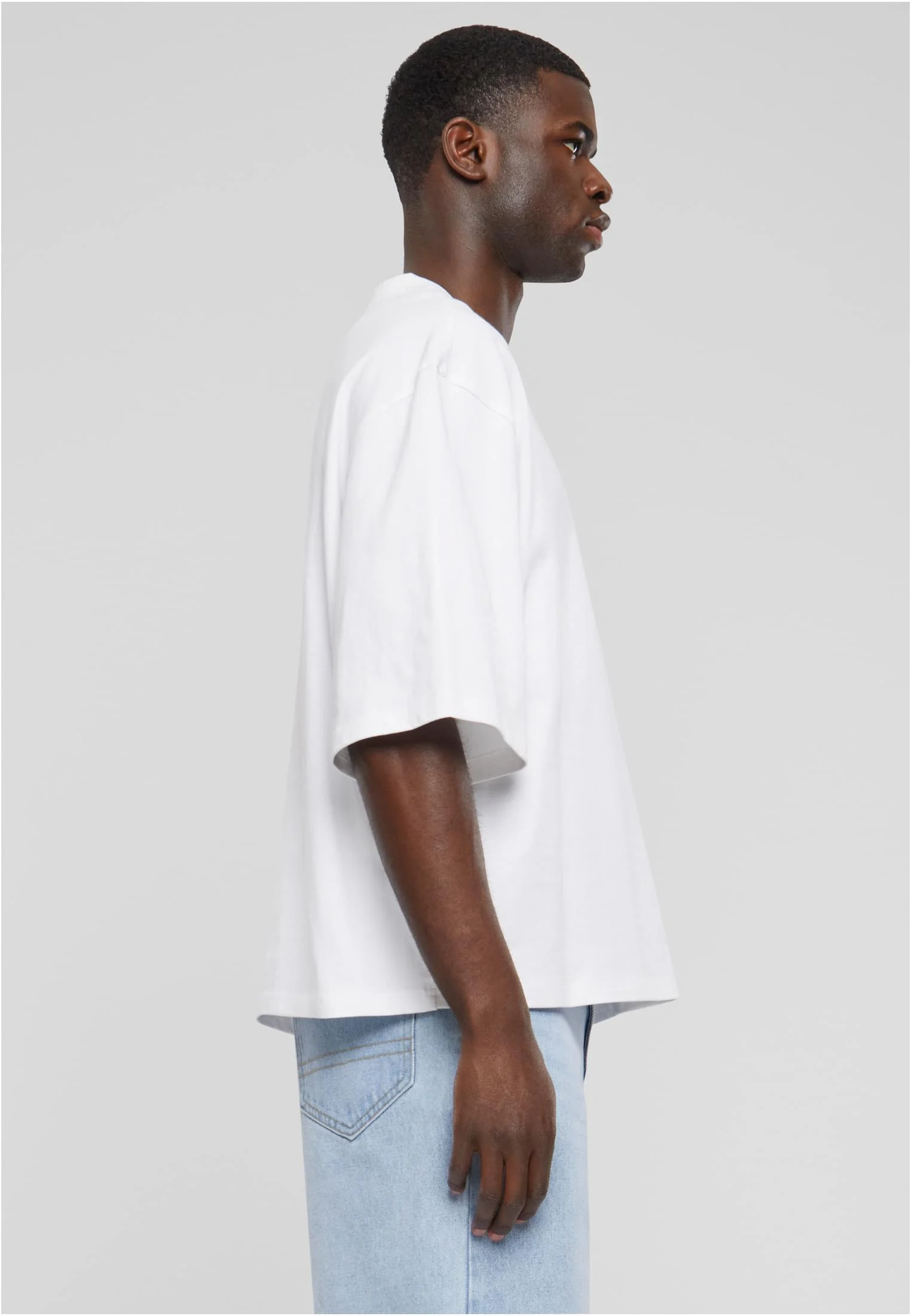 skwm-tb-TB6673_Mw5-00220_e701cc55-7a56-45d4-aca5-ea2c1227fed8 Essentials Oversized Cropped Tee