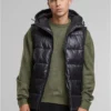 skwm-tb-TB7013_Mw1-00007_06391e4a-763c-4725-87d3-f8e9be895627 Essentials Hooded Puffer Vest