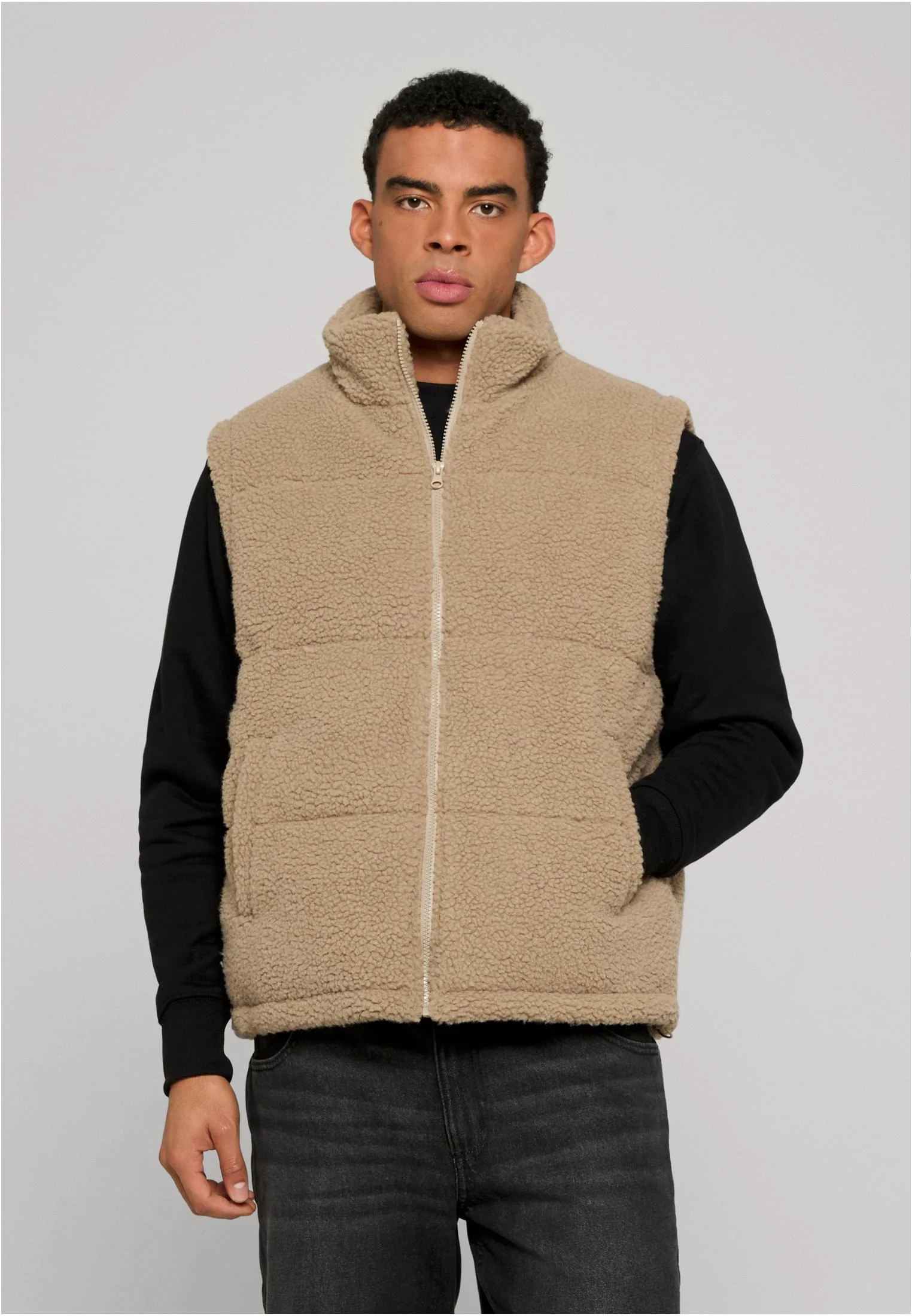 skwm-tb-TB7939_Mw1-01279_ef9cc77b-1357-40c0-b12b-ffa6d22fdb09 Basic Teddy Puffer Vest