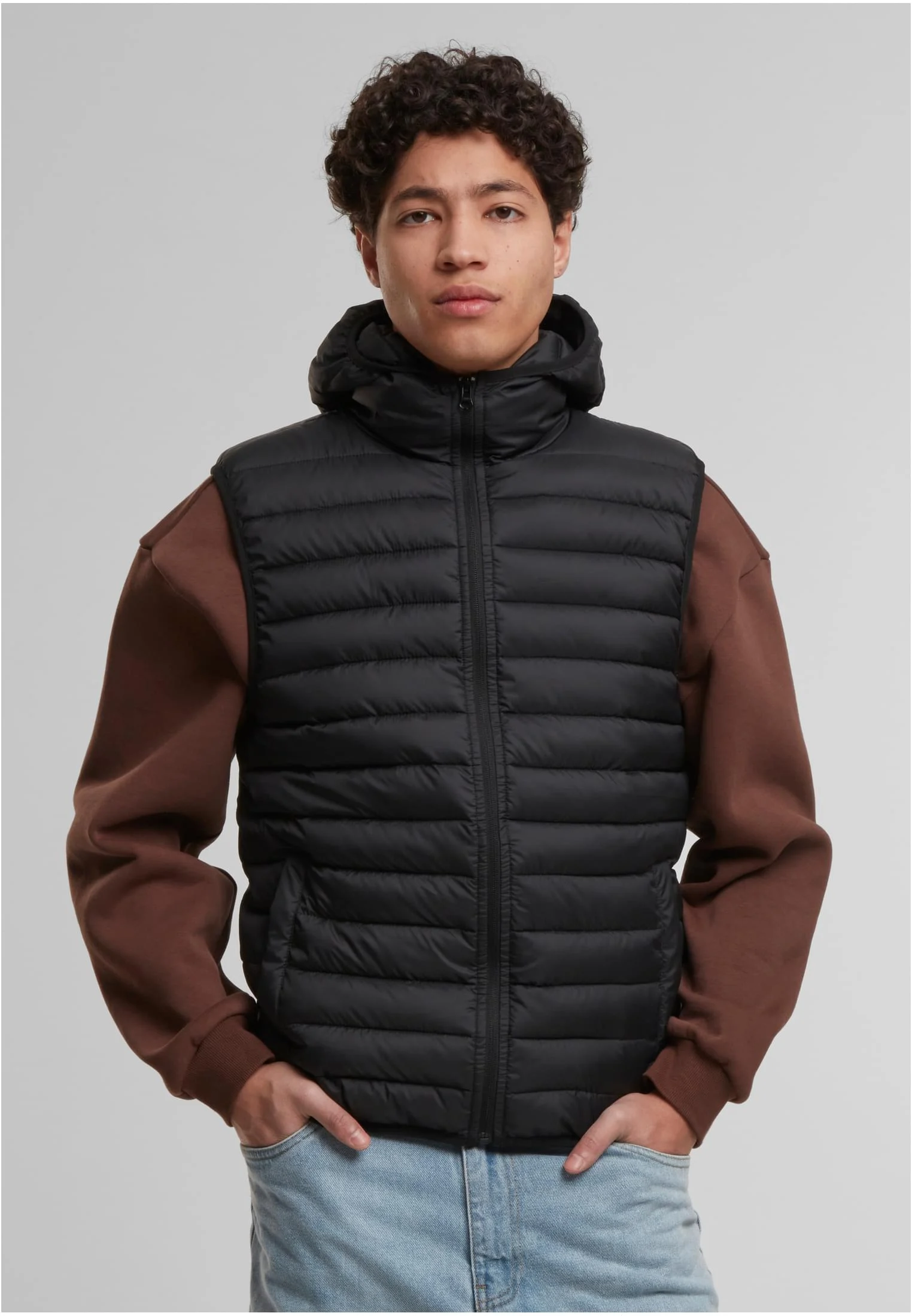 Basic Light Weigh Vest With Hood