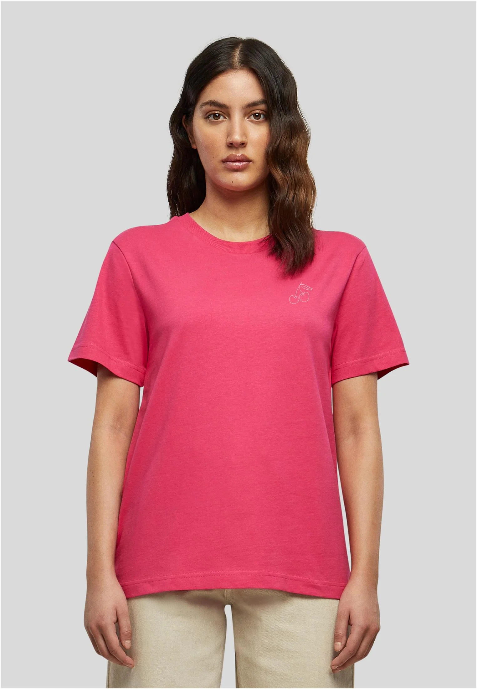 skwm-tb-TB8964_Mw1-06989_03ab7947-8a39-4ebb-8d92-310c9eaca177 Cherry Line Everyday Tee
