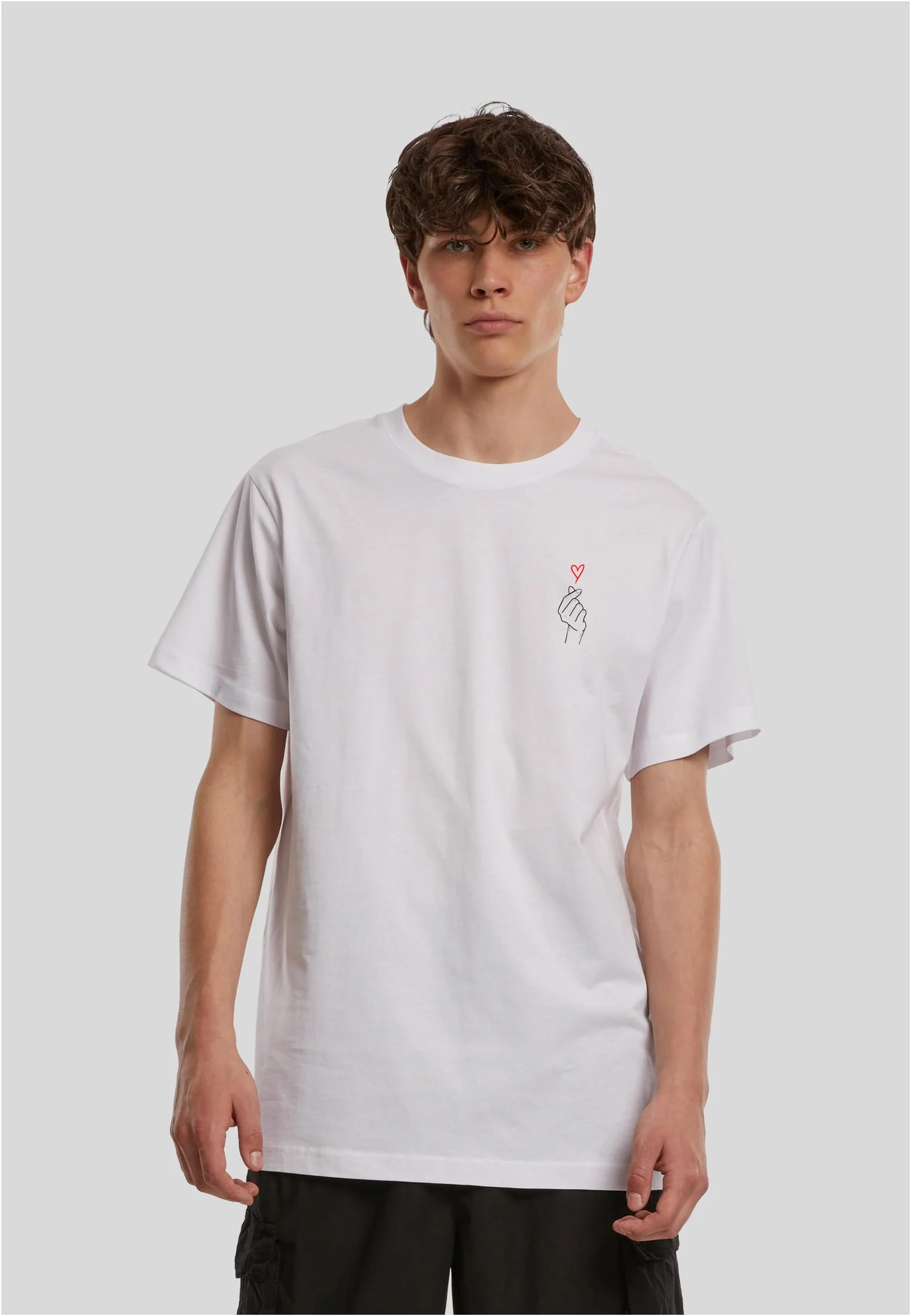 skwm-tb-TB8997_Mw1-00220_125c4b04-97e5-4378-92bf-987ff607eadd K-Heart Plain Tee