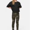 skwm-tb-UCK1331_Mw12-00396_76e7b518-d9ac-432e-8624-7f77938c4945 Girls Camo Leggings