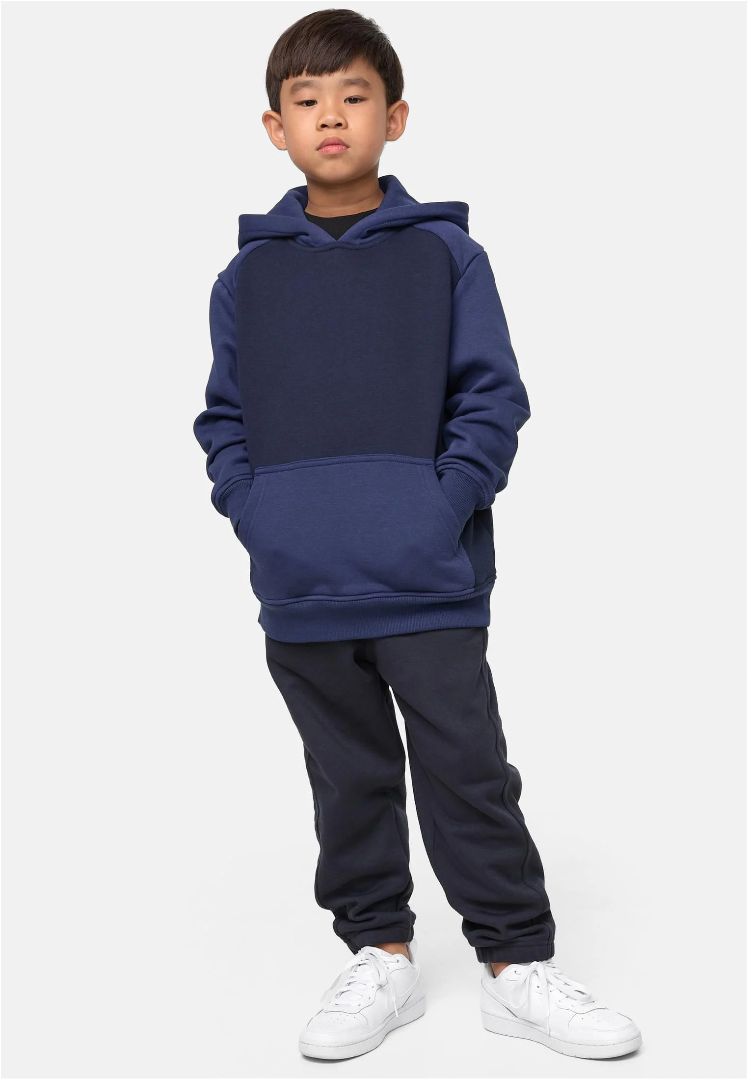 skwm-tb-UCK3831_Mw12-02758_d0fc1265-1798-44a9-9bb8-43fed3d2ba26 Boys 2-Tone Fake Raglan Hoody