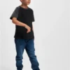 skwm-tb-UCK639_Mw12-01307_b8657985-01b2-4ab5-8c95-38c2a0fdd88f Boys Raglan Contrast Tee